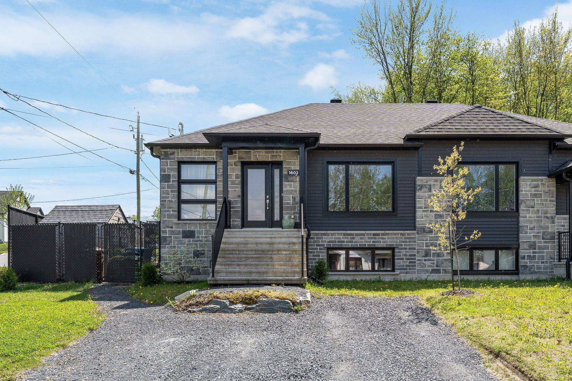 MLS: 16525713