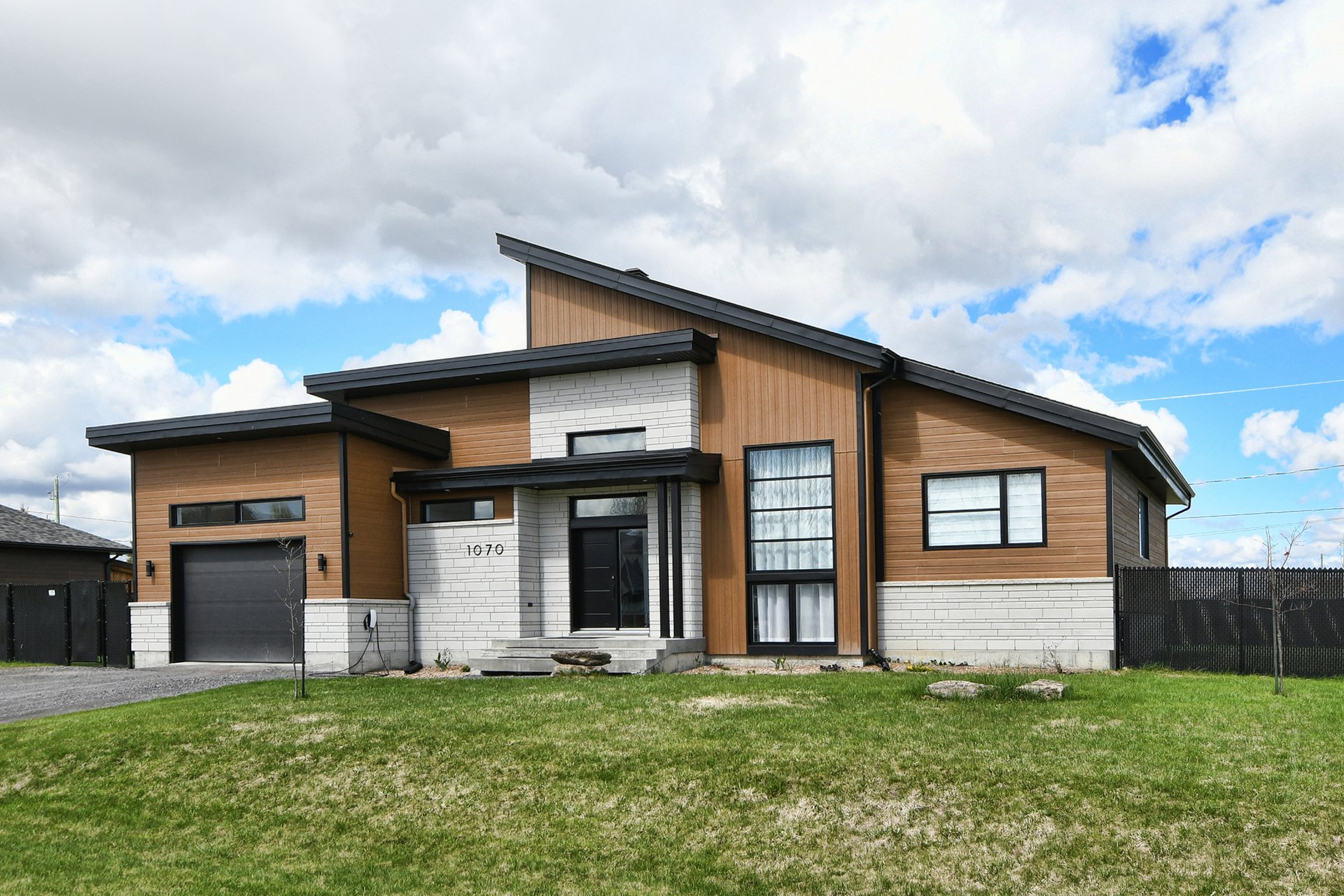 MLS: 12045254