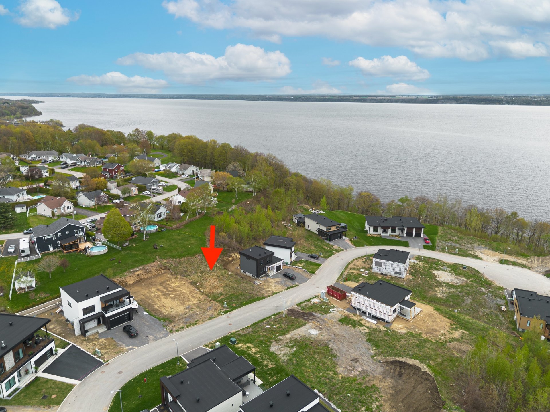 MLS: 14980119