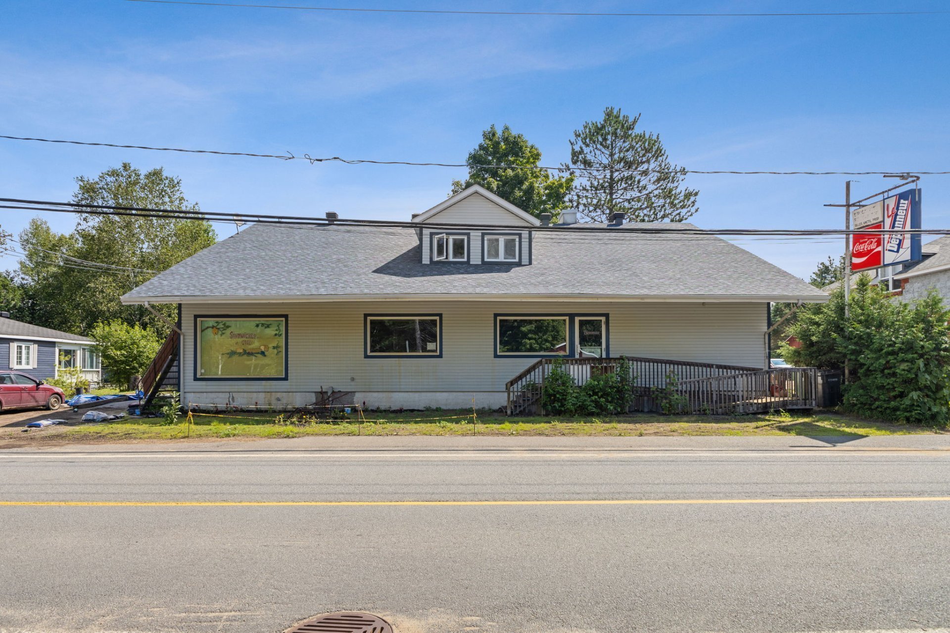 MLS: 27608836