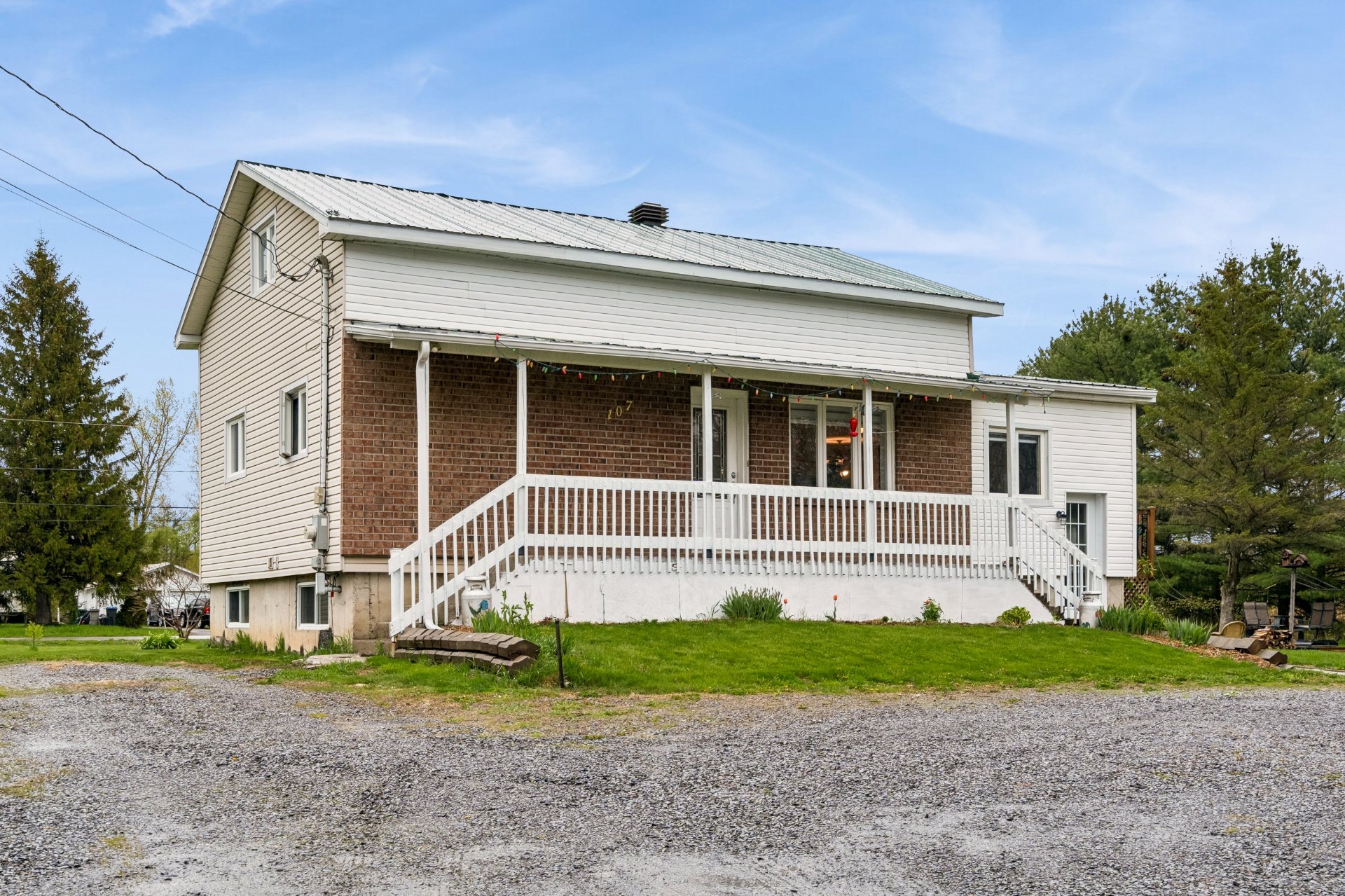 MLS: 16891781