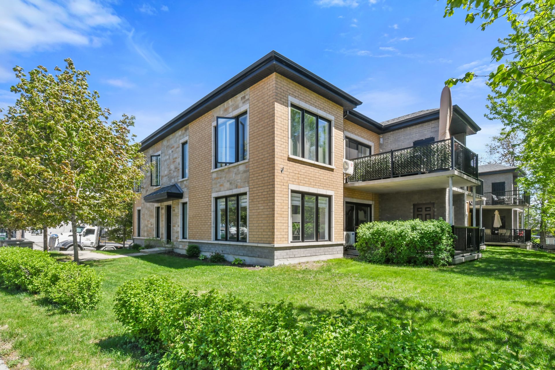 MLS: 19433484