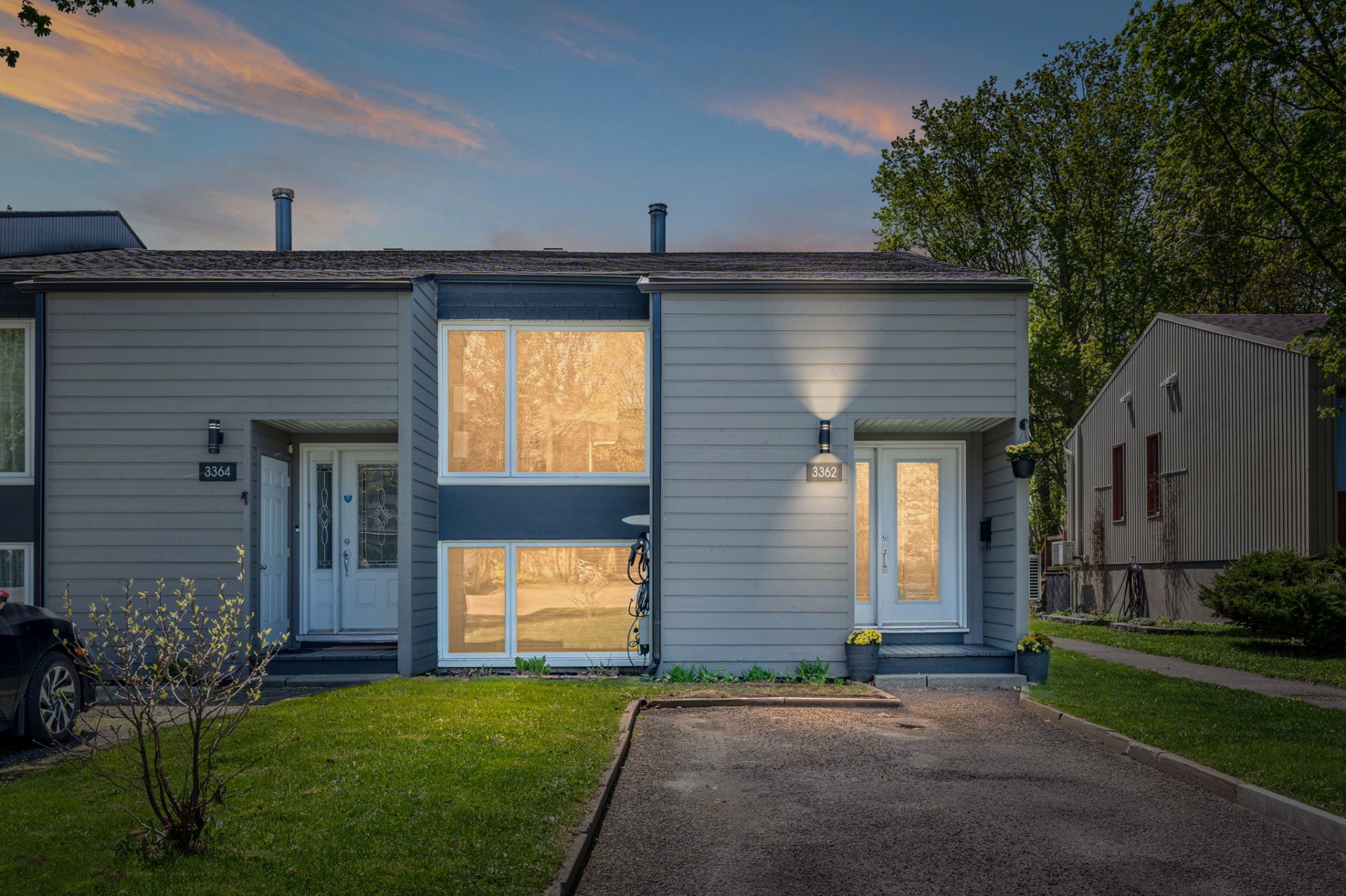 MLS: 25050905