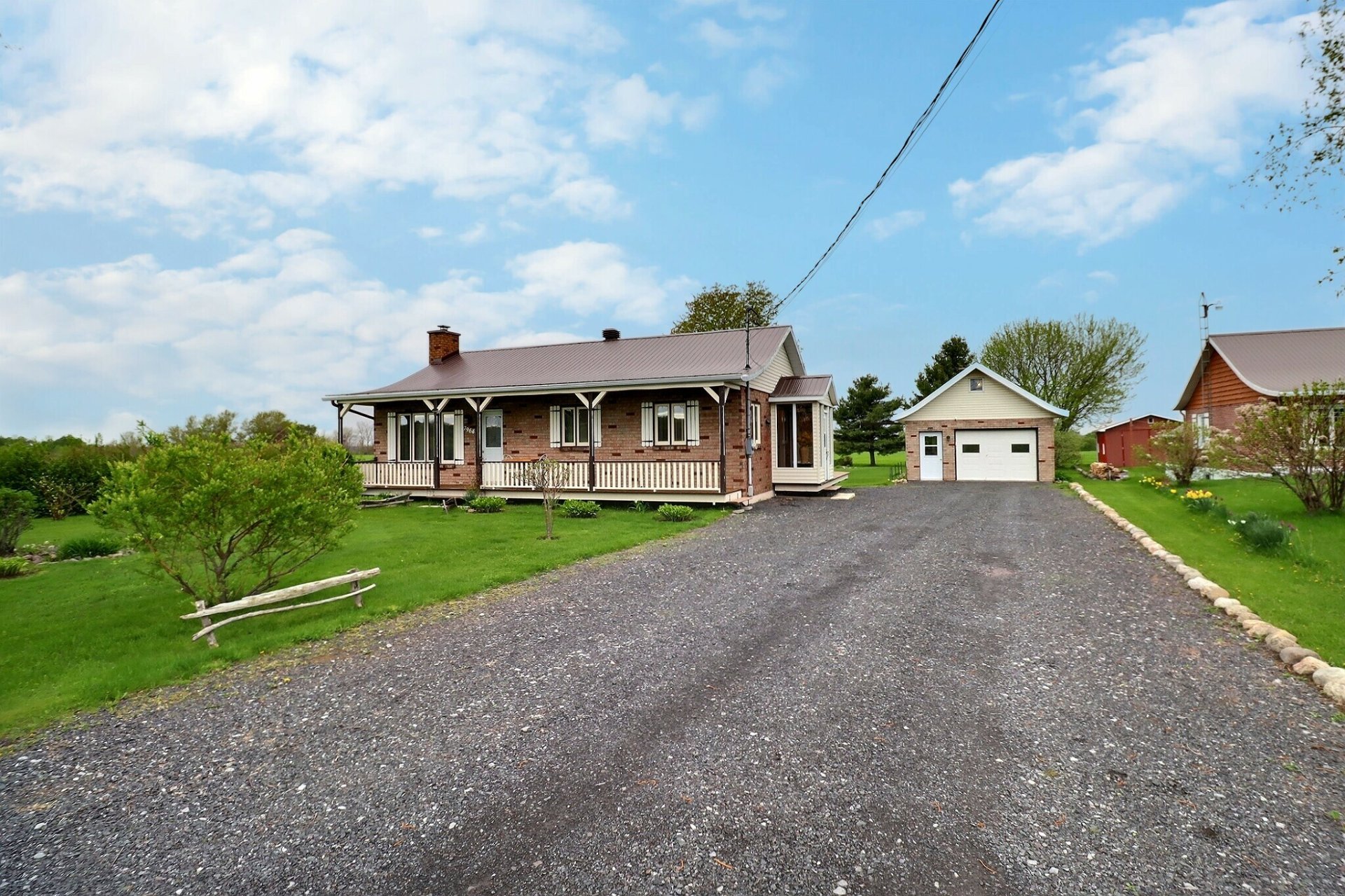 MLS: 28395641