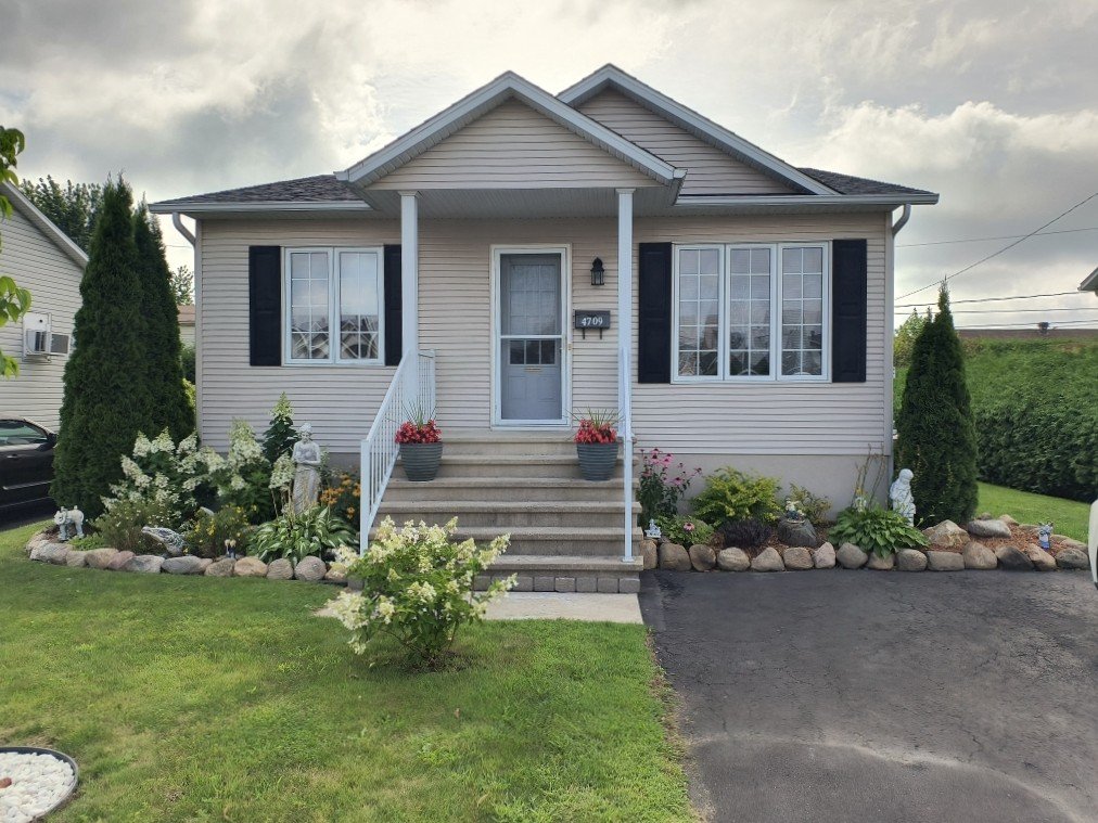 MLS: 17067827