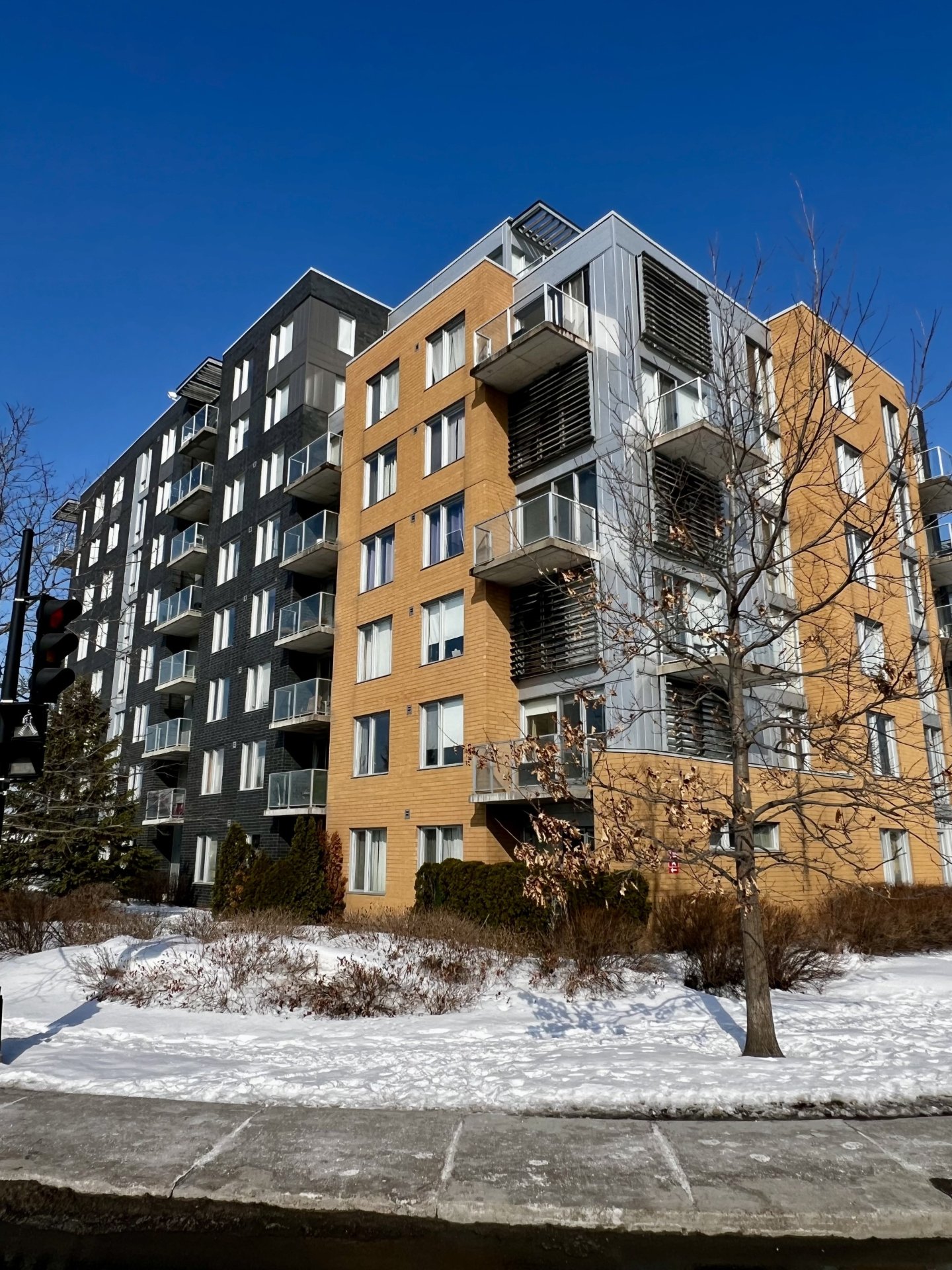 634-4885 Boul. Henri-Bourassa O.