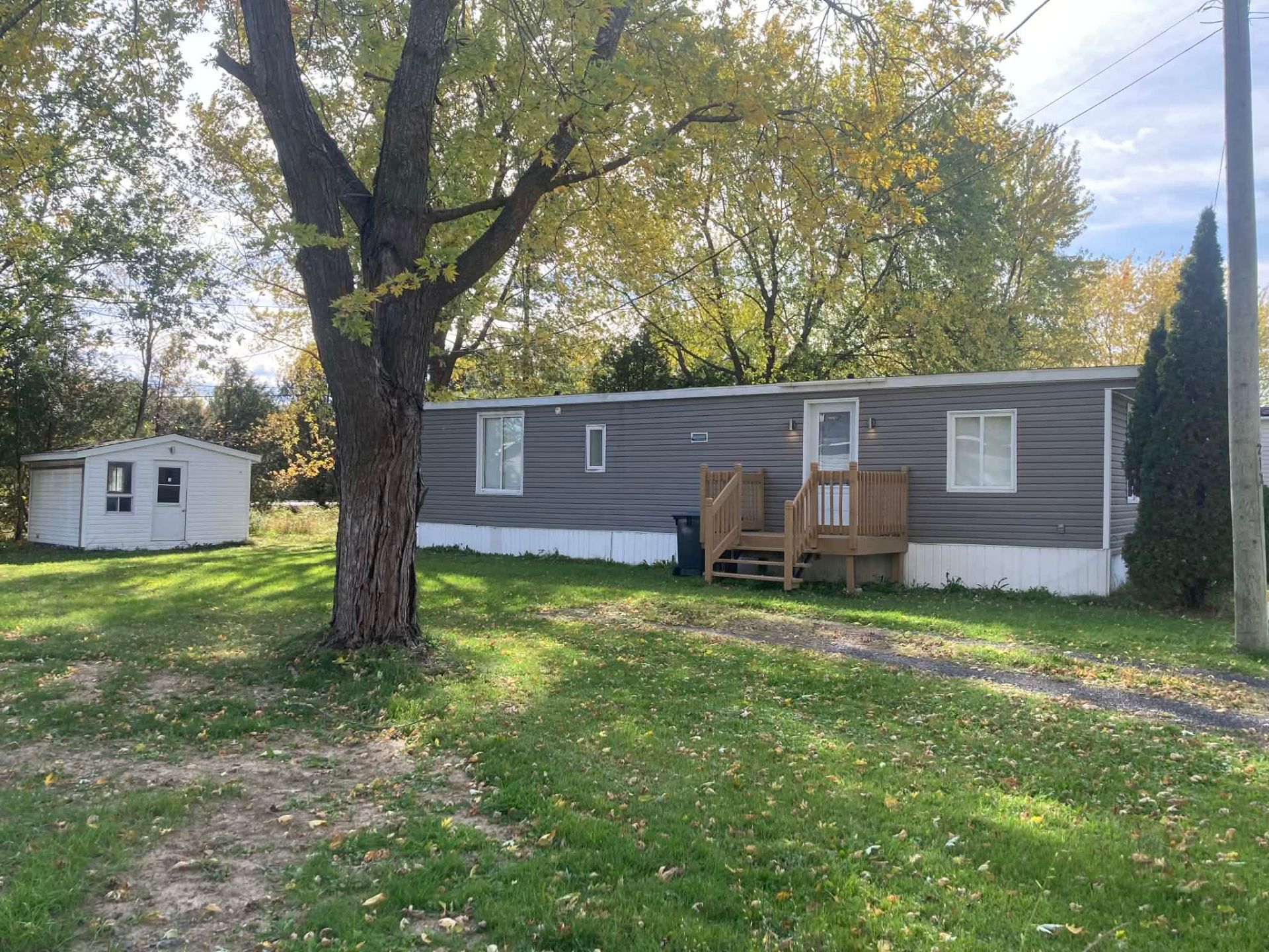 MLS: 21582073