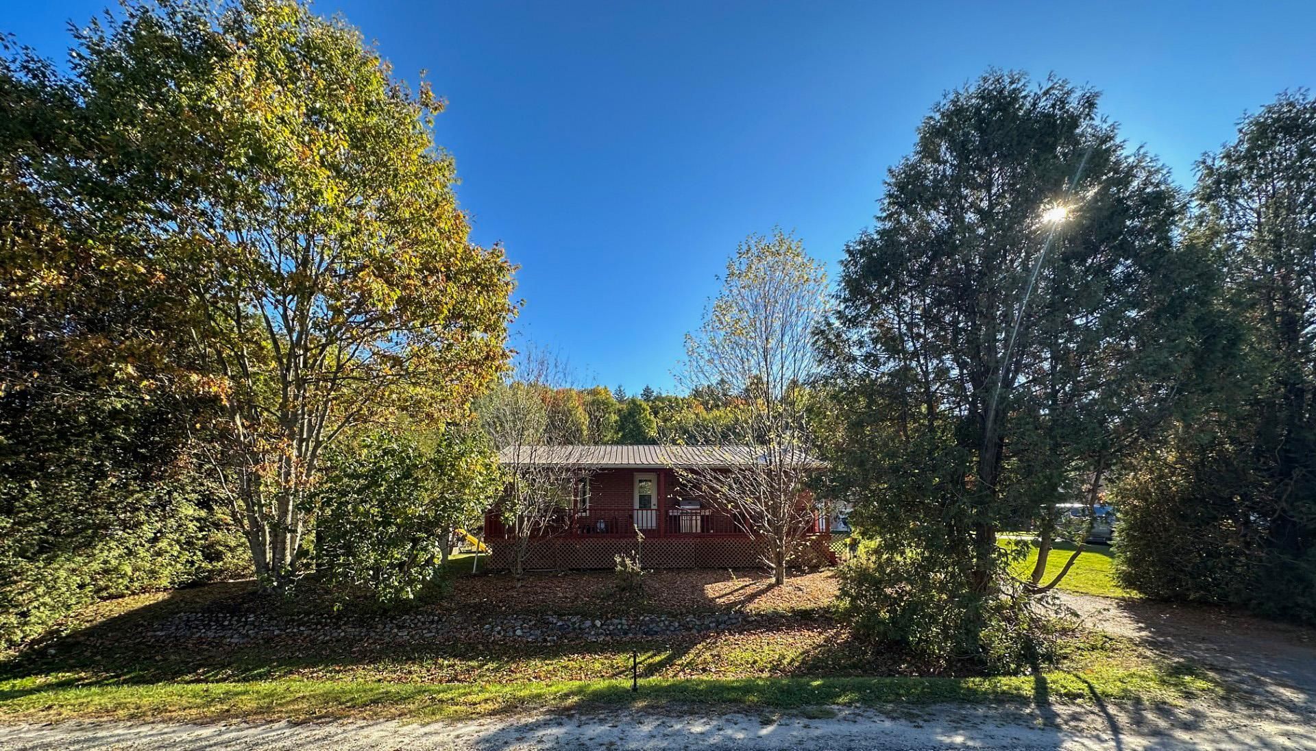 MLS: 25686302
