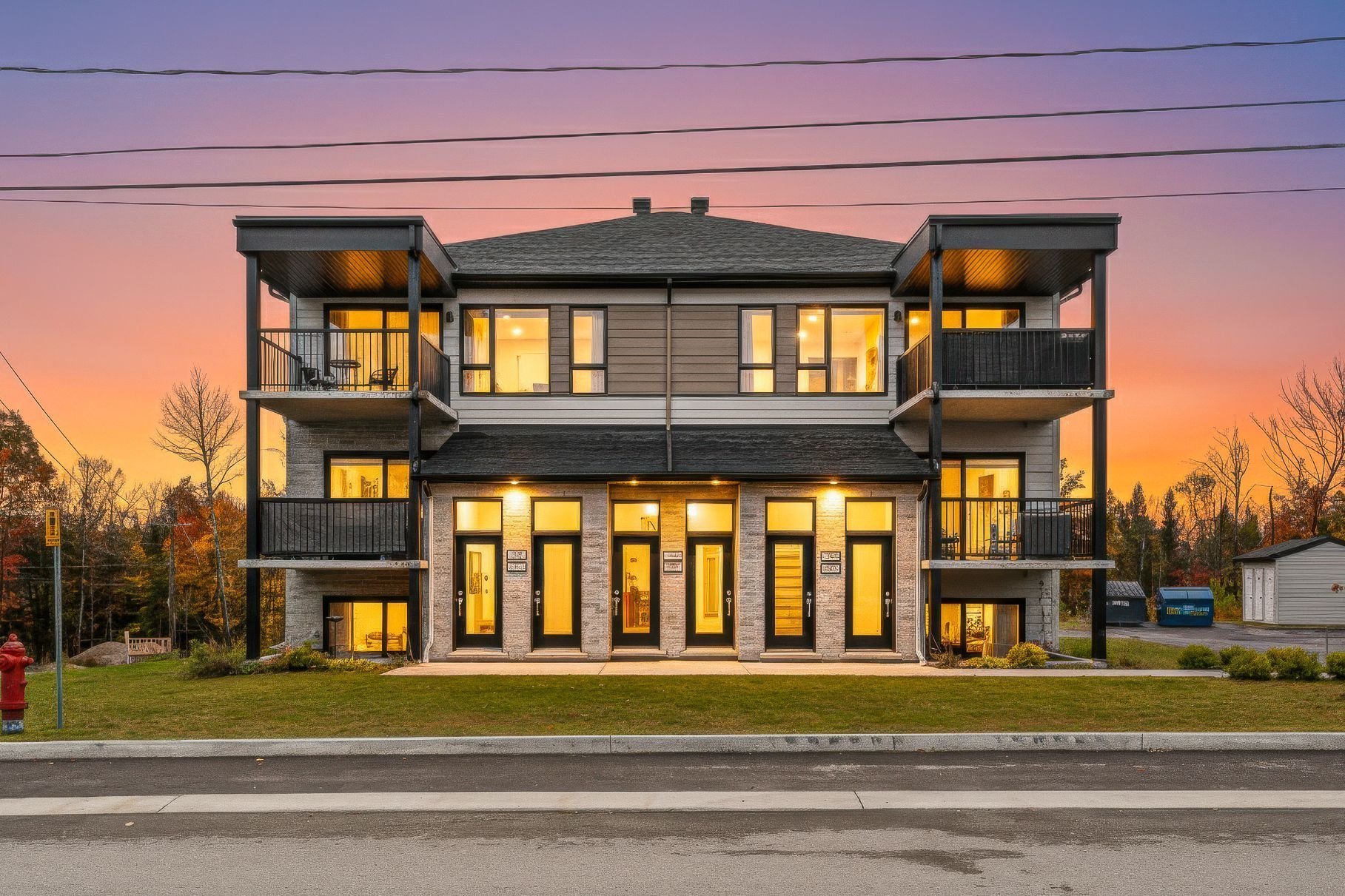 MLS: 24607089