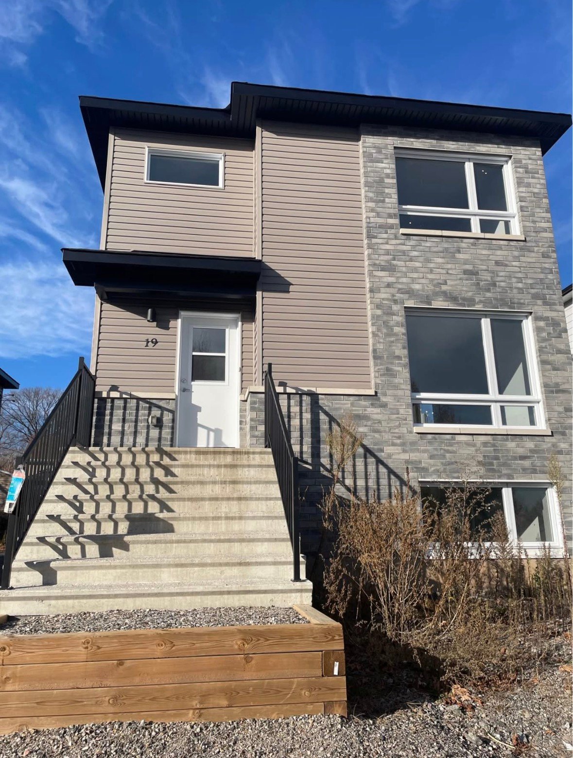MLS: 10434275