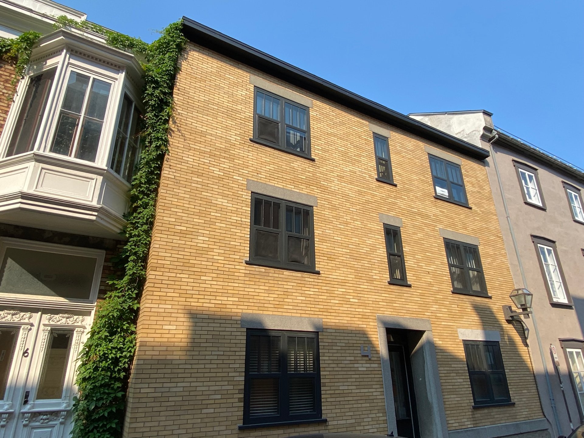 MLS: 21719036
