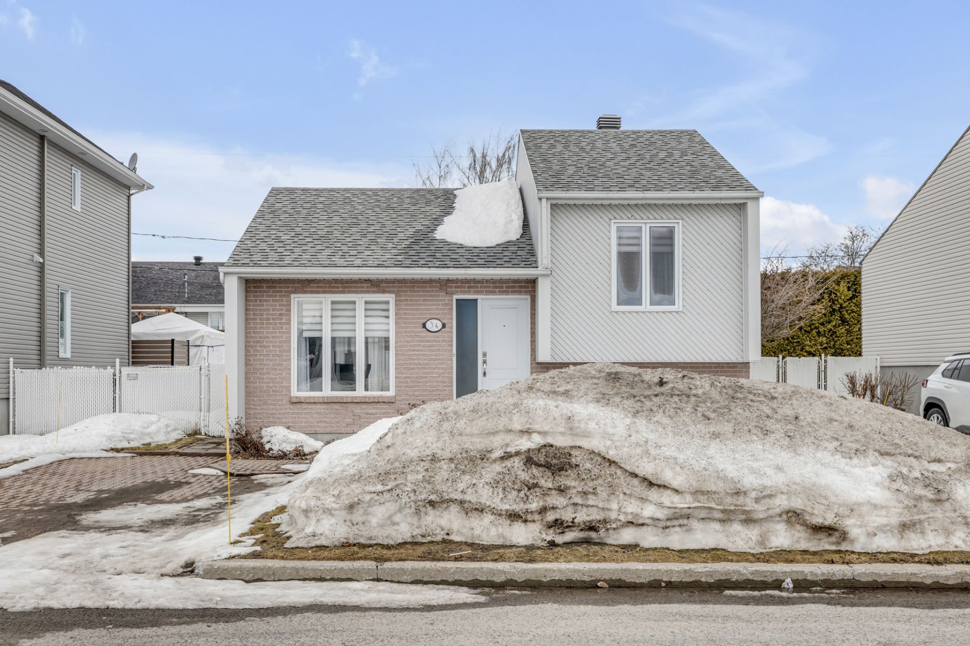 MLS: 14861191