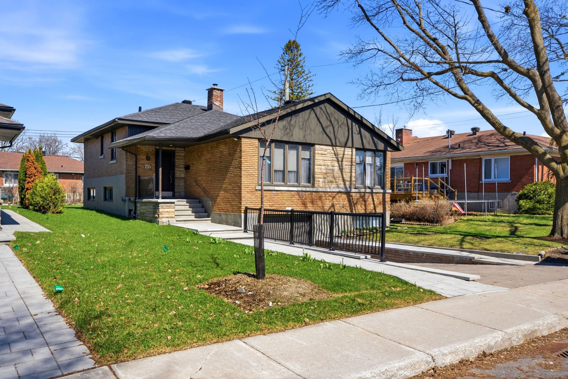 MLS: 20943362