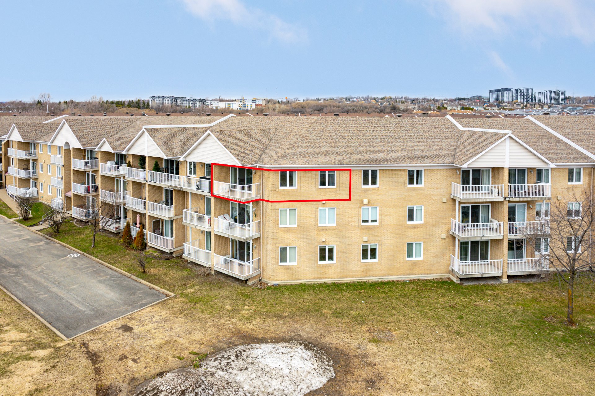 MLS: 22961191