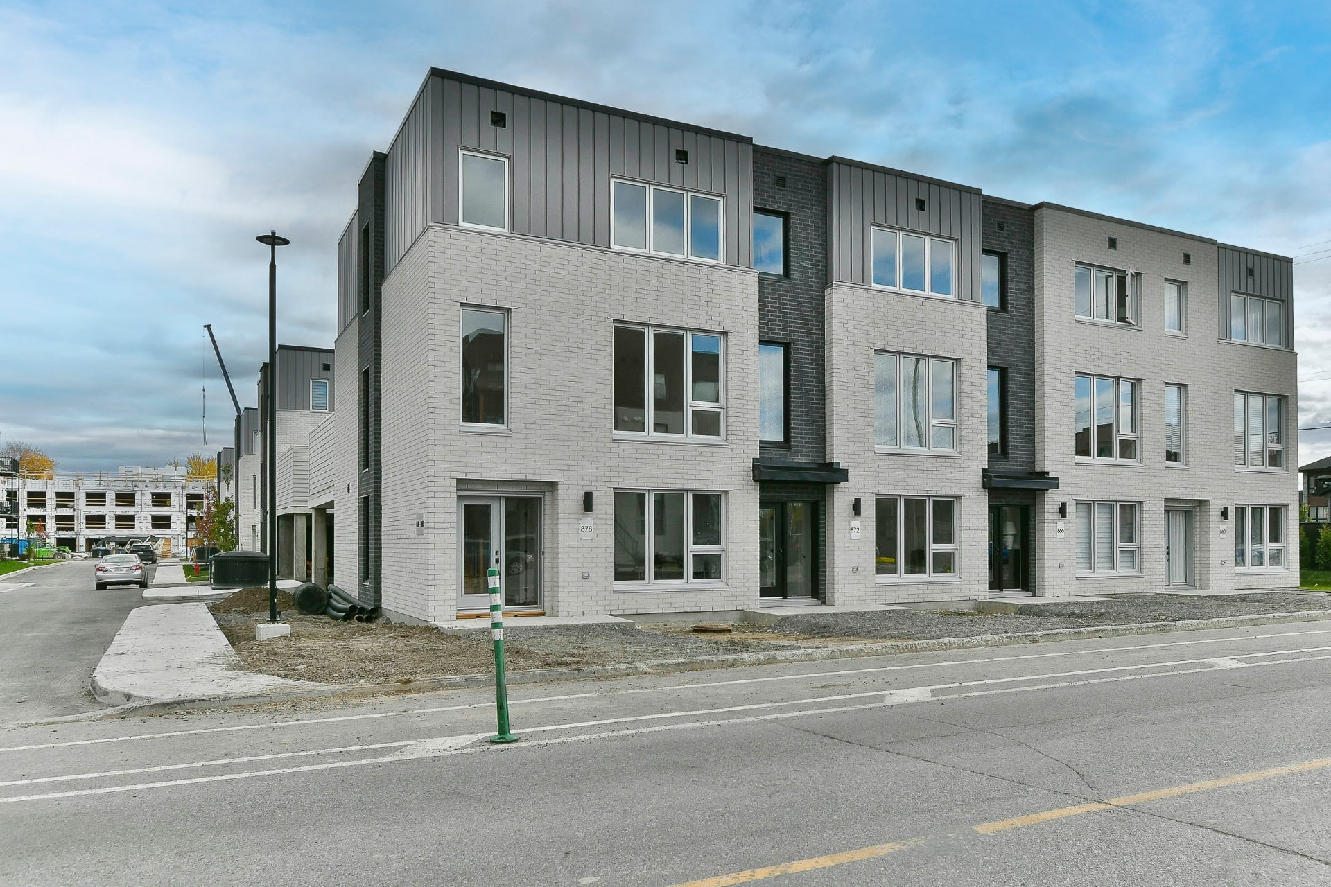 MLS: 26799298