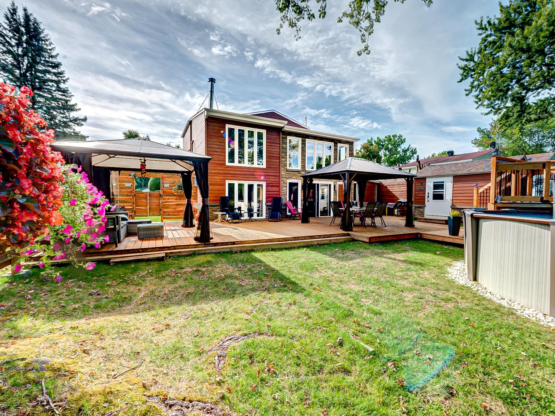 MLS: 25135134