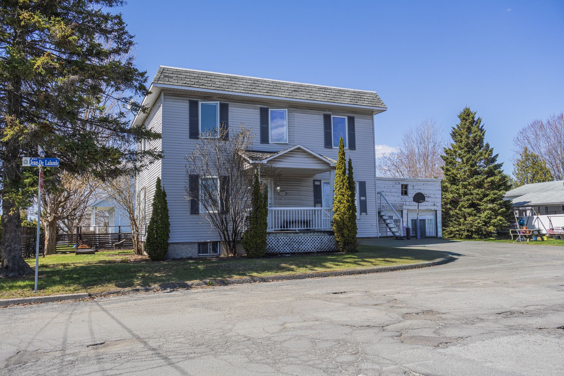 MLS: 19500605