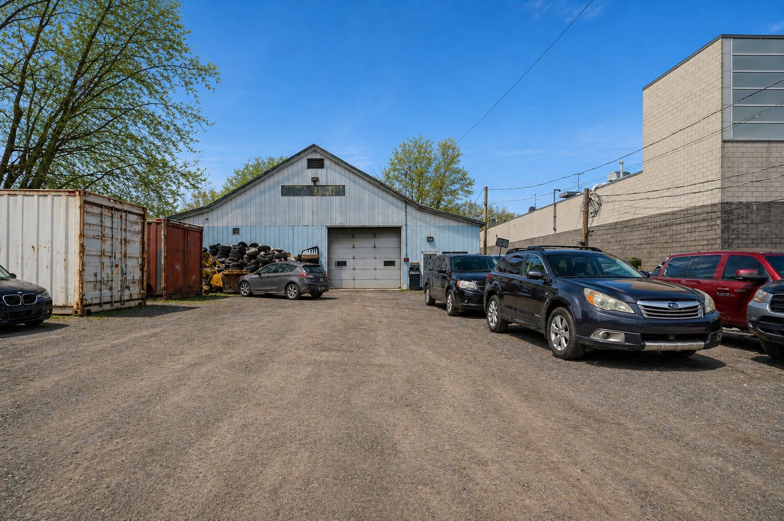 MLS: 27081347