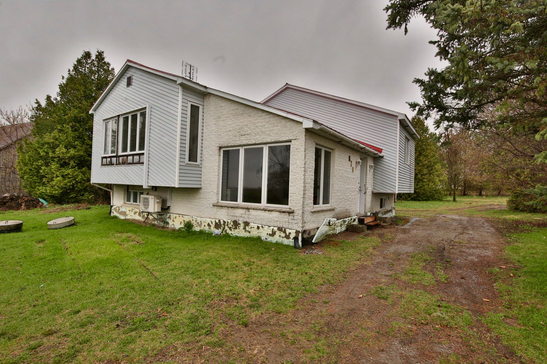 MLS: 26415735