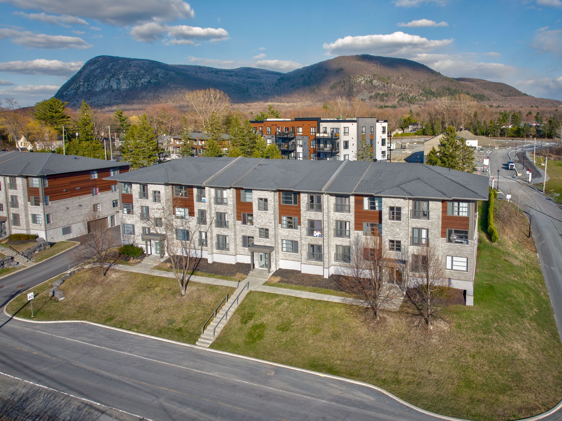 MLS: 24271585