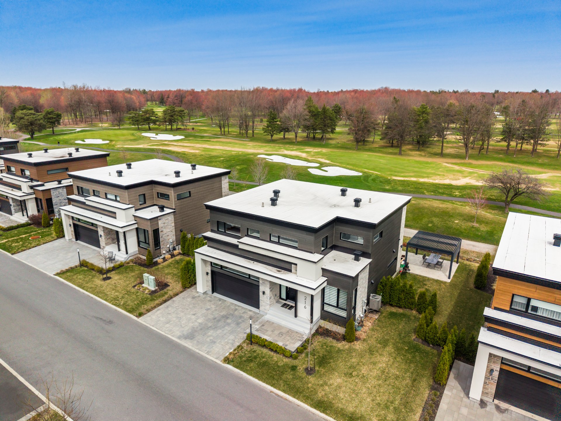 MLS: 15858842