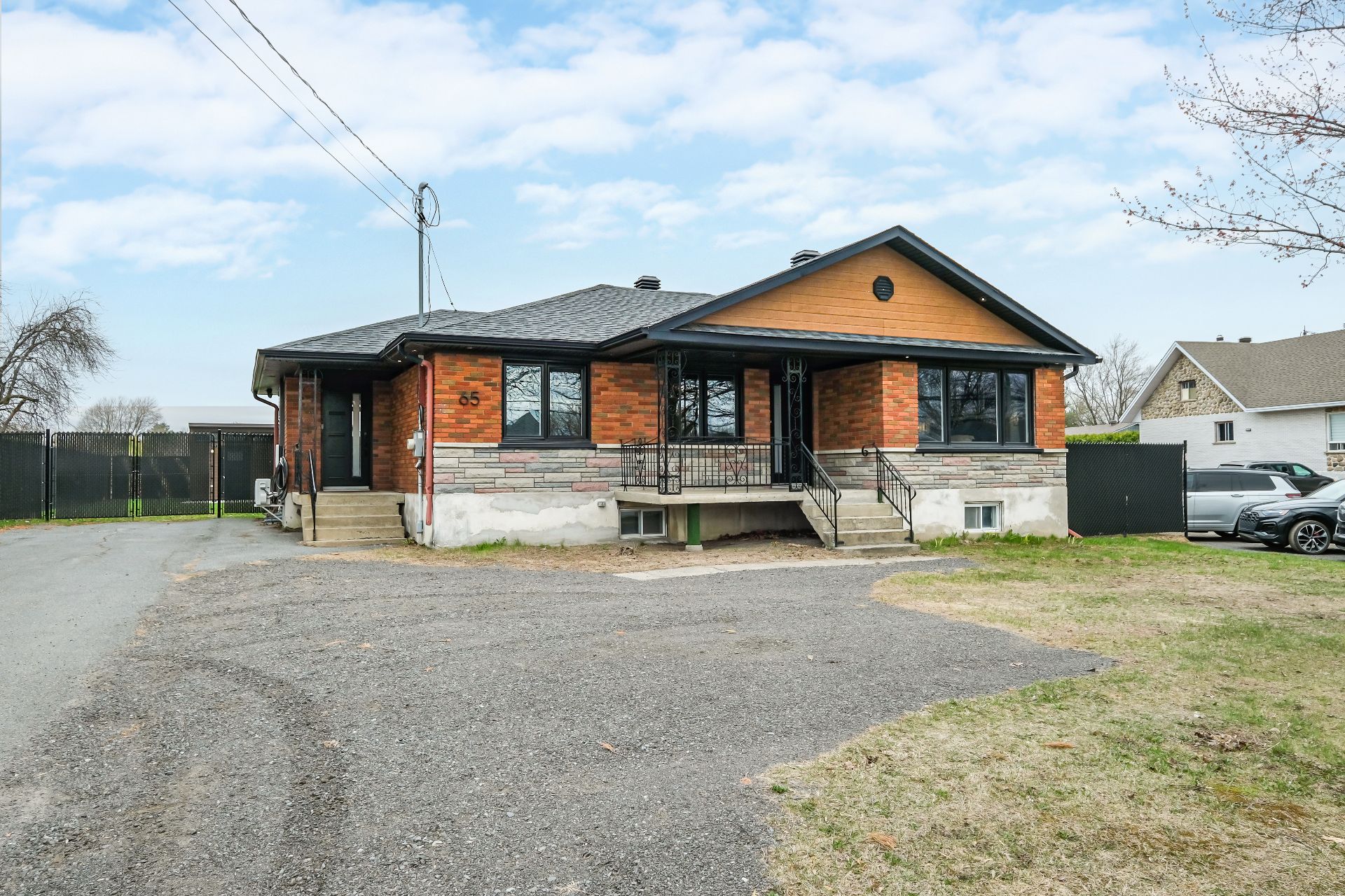 MLS: 27106695