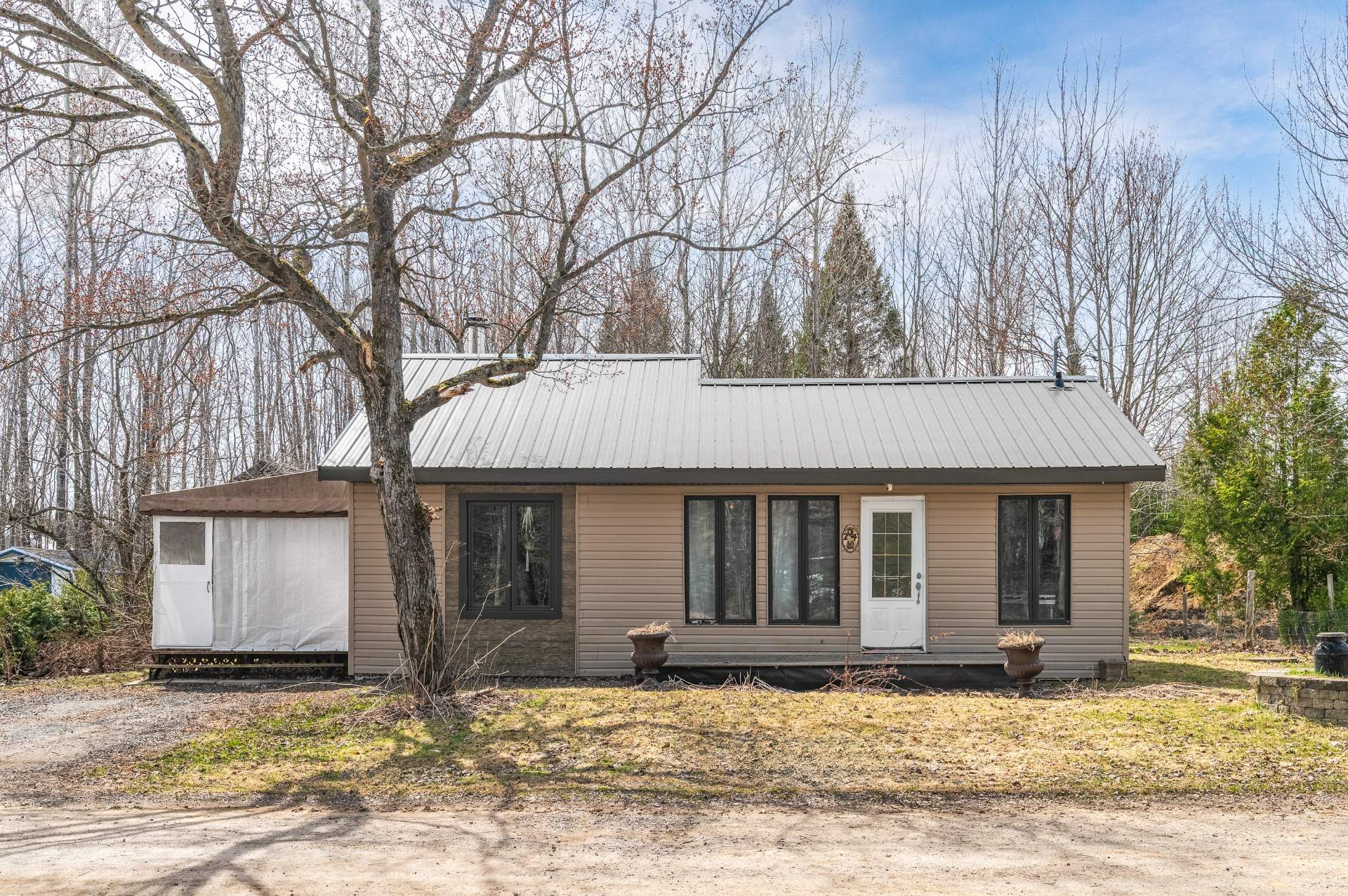 MLS: 10254935