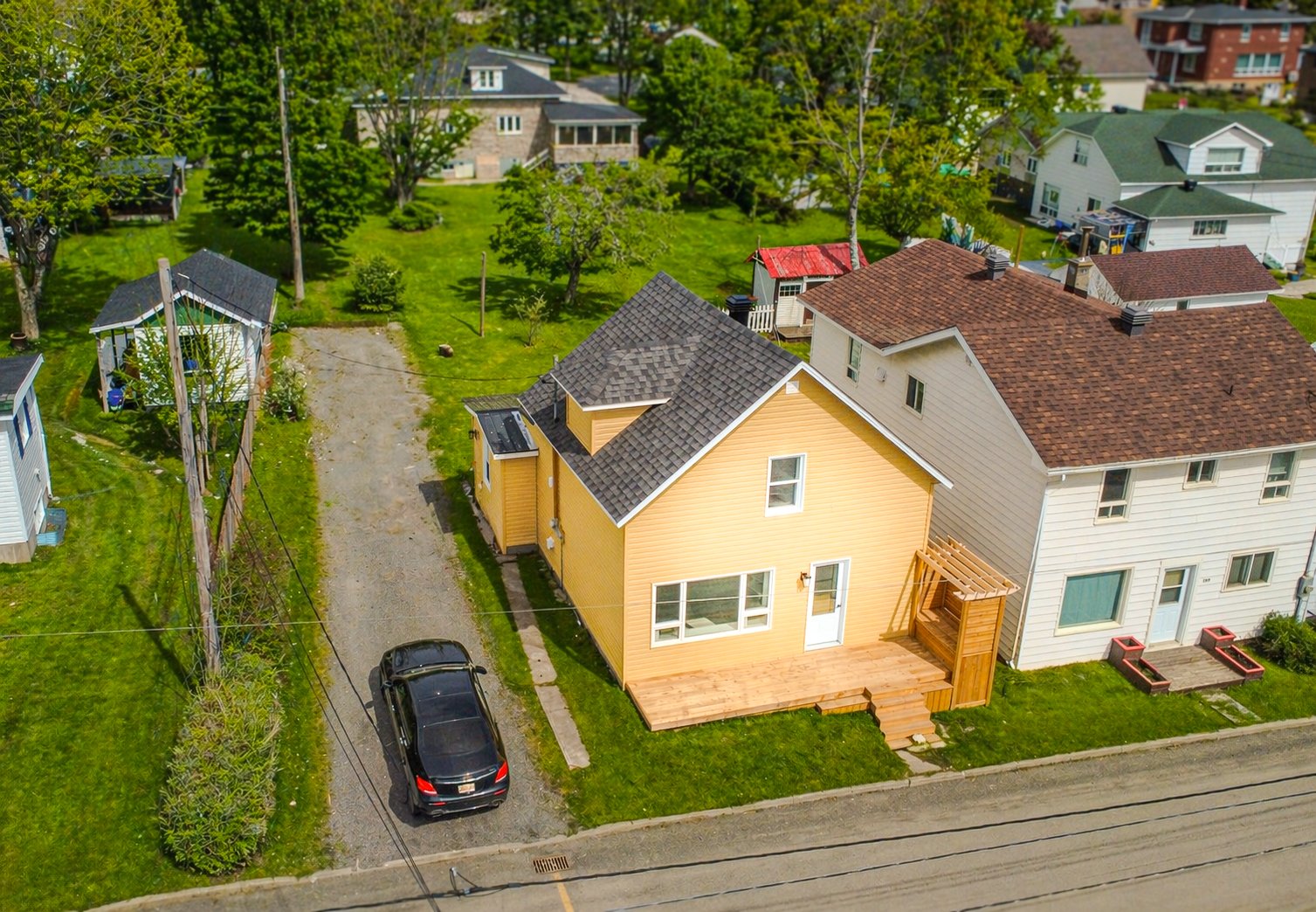 MLS: 23999063