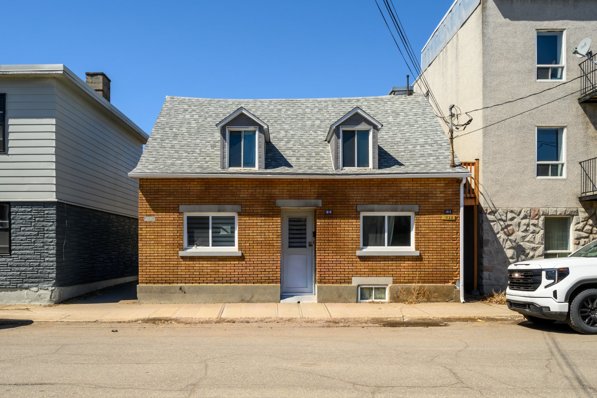 MLS: 13369402