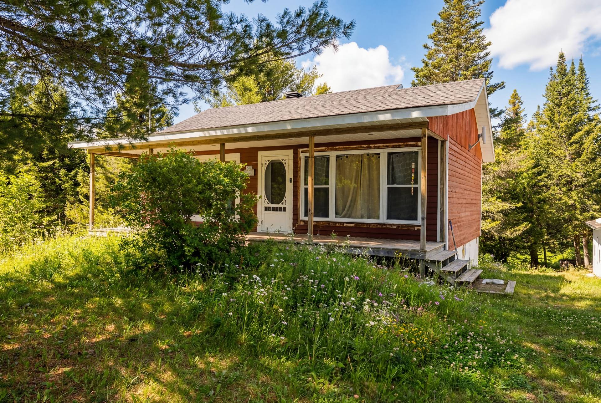MLS: 22249619