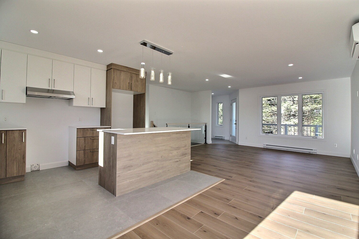 MLS: 26563591