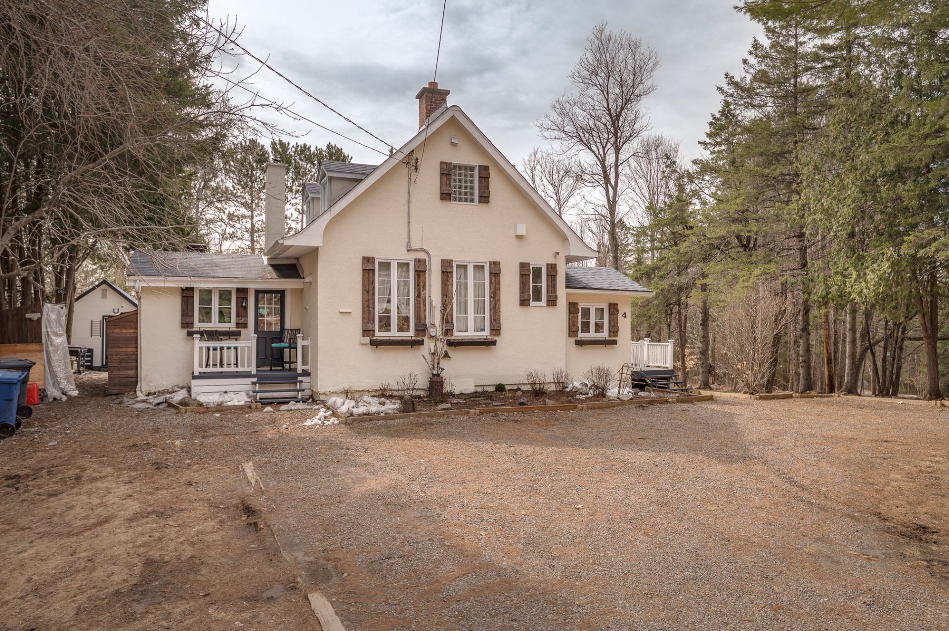 MLS: 19752395