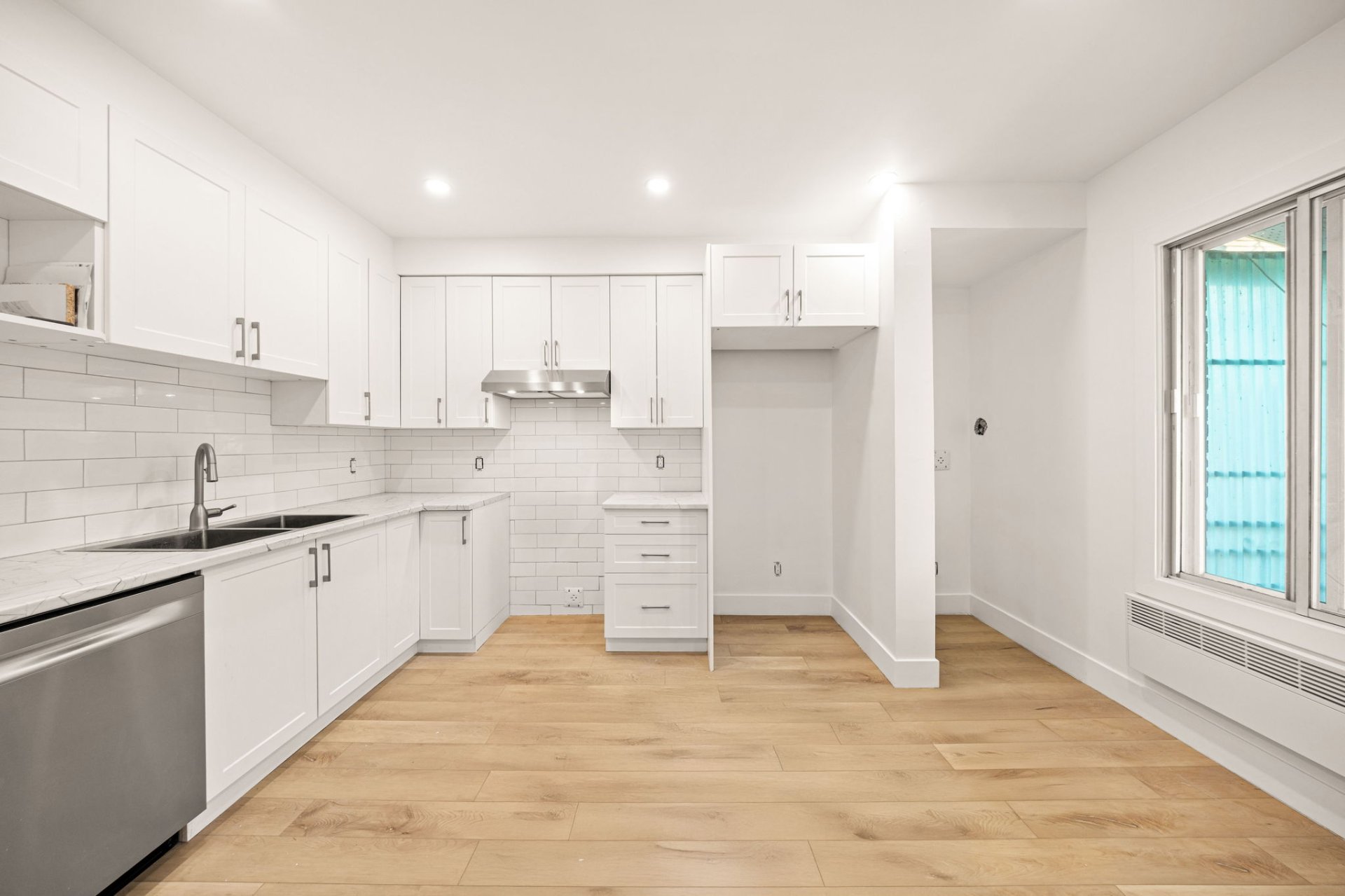 MLS: 25926977