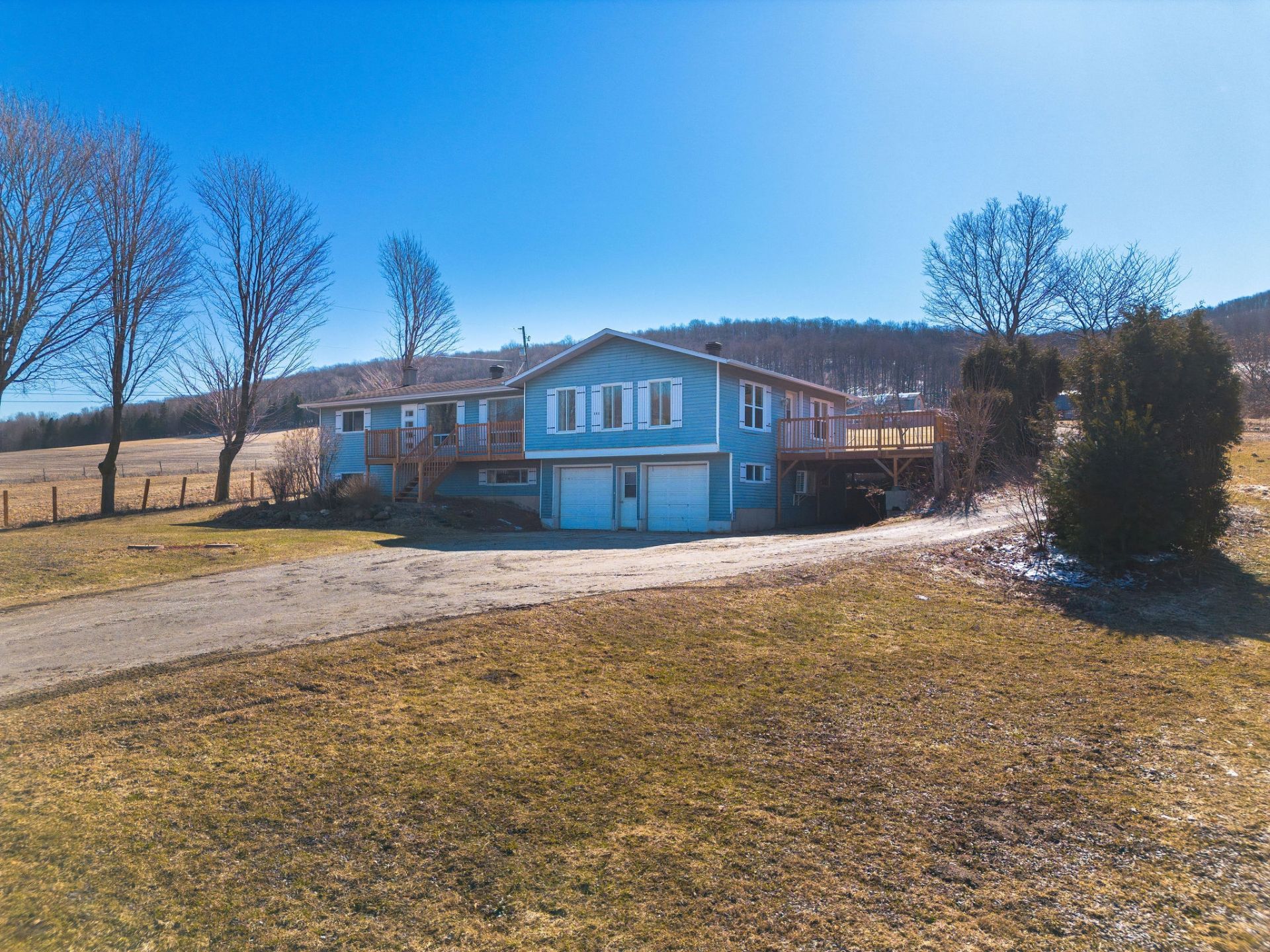 MLS: 15174452