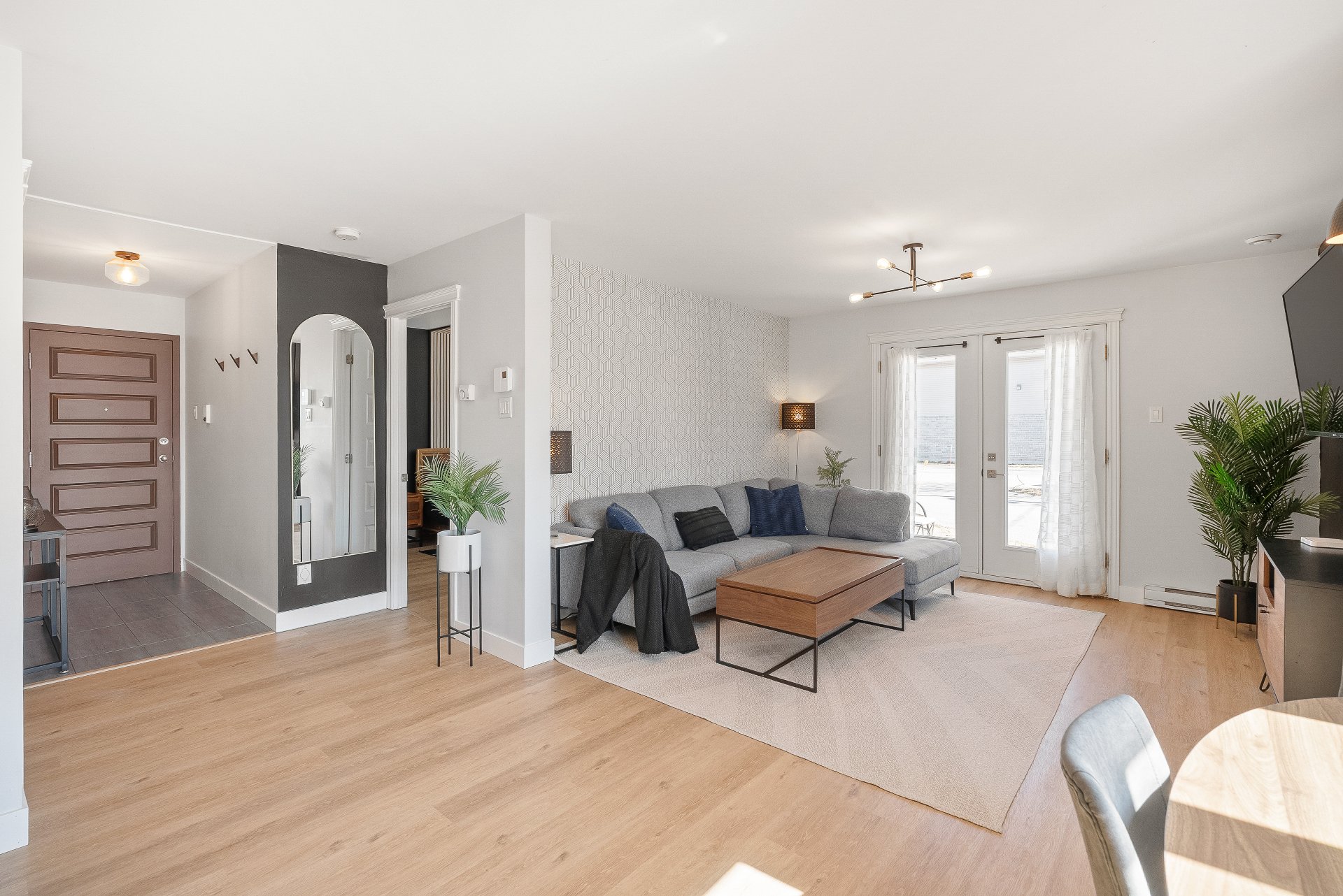 MLS: 16053471