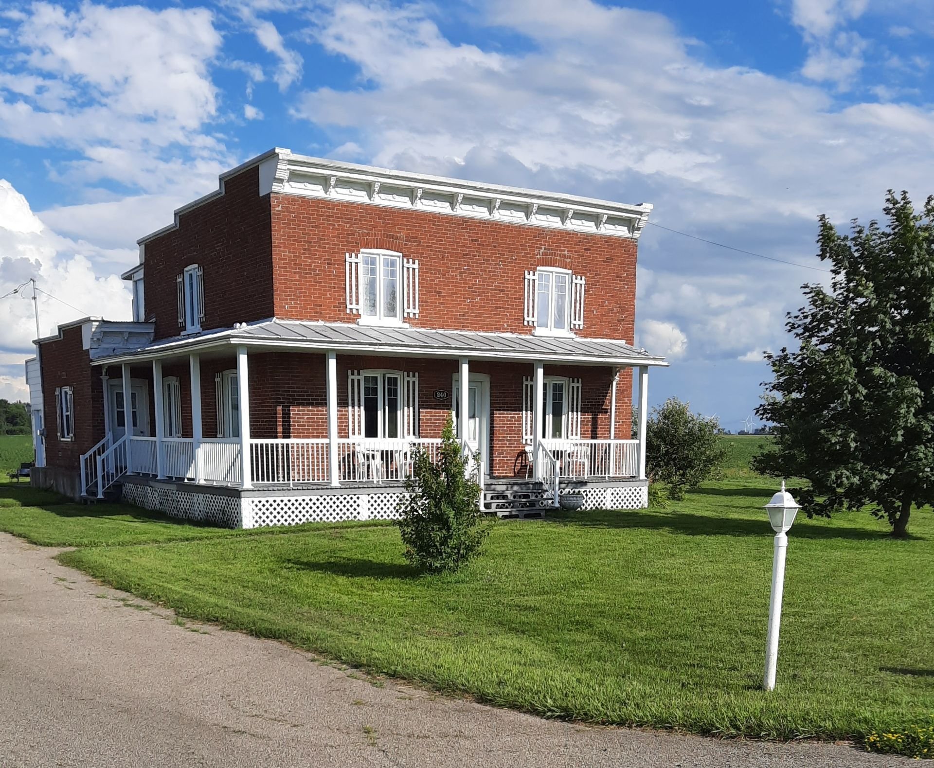 MLS: 16689509