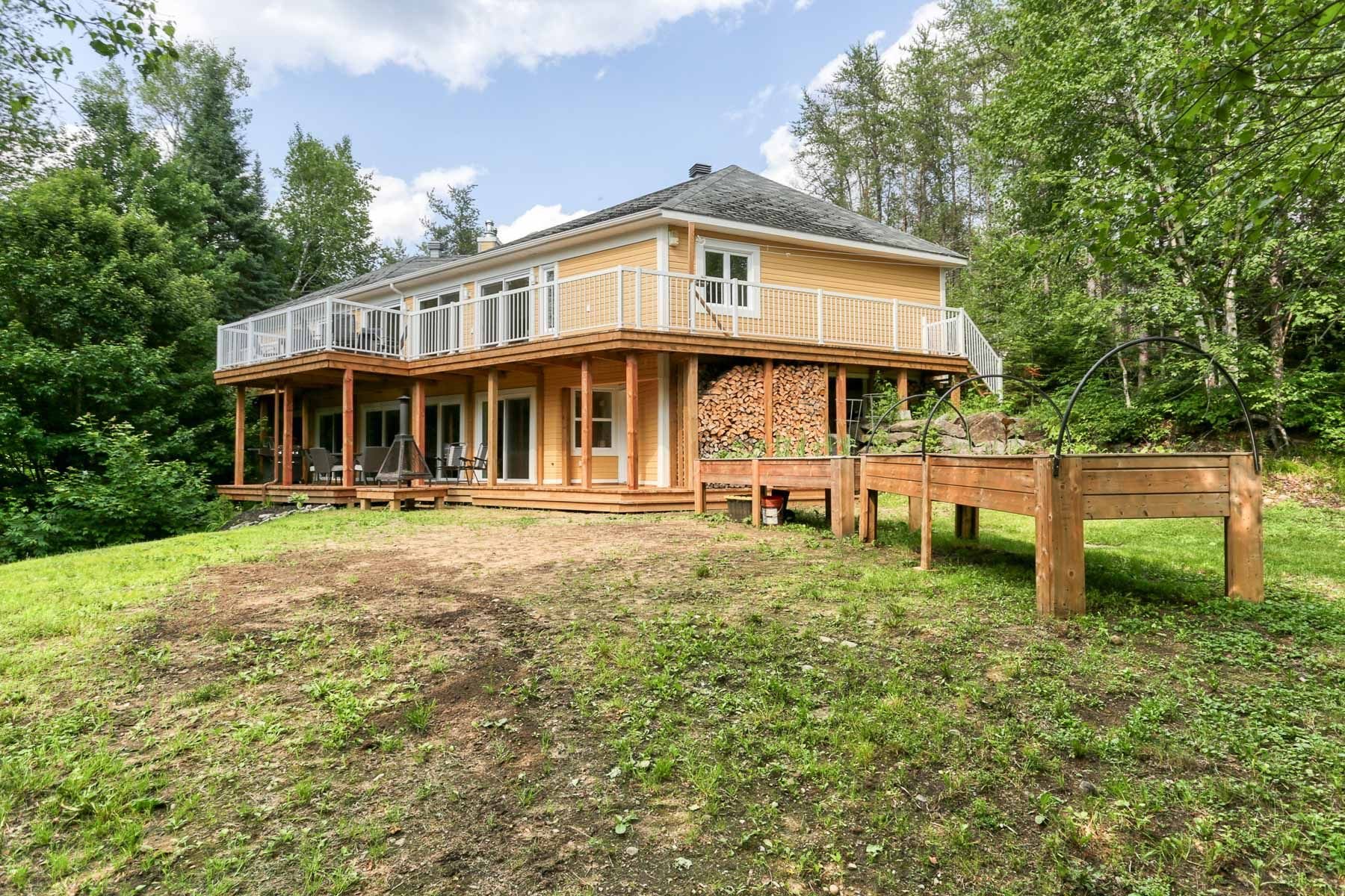 MLS: 16574442