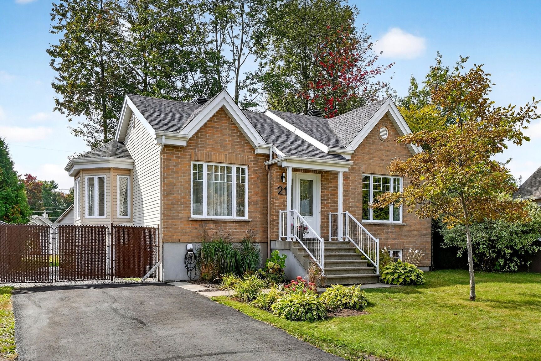 MLS: 15062697
