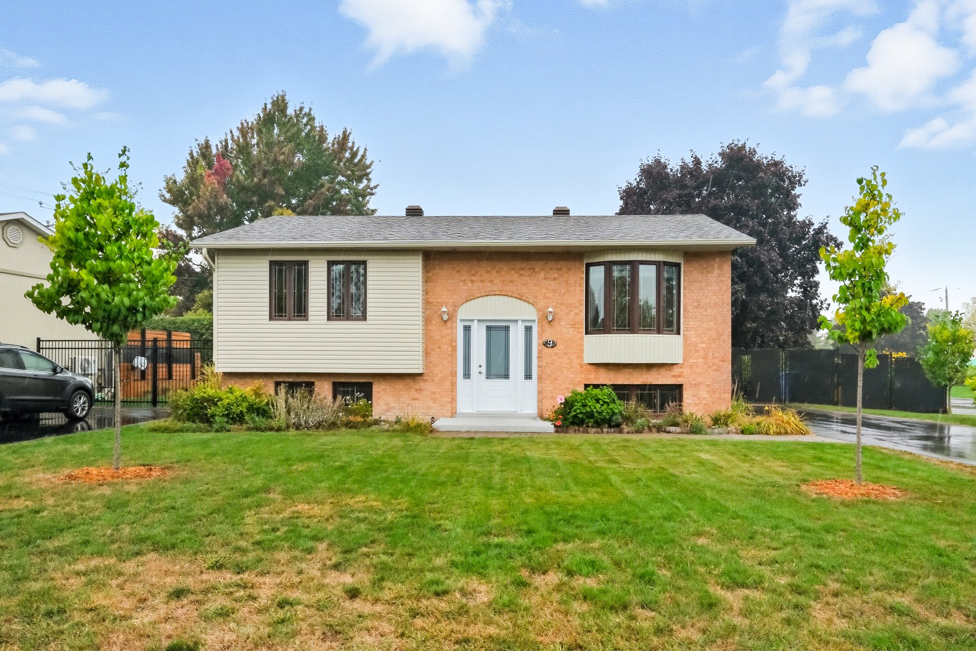 MLS: 12550071