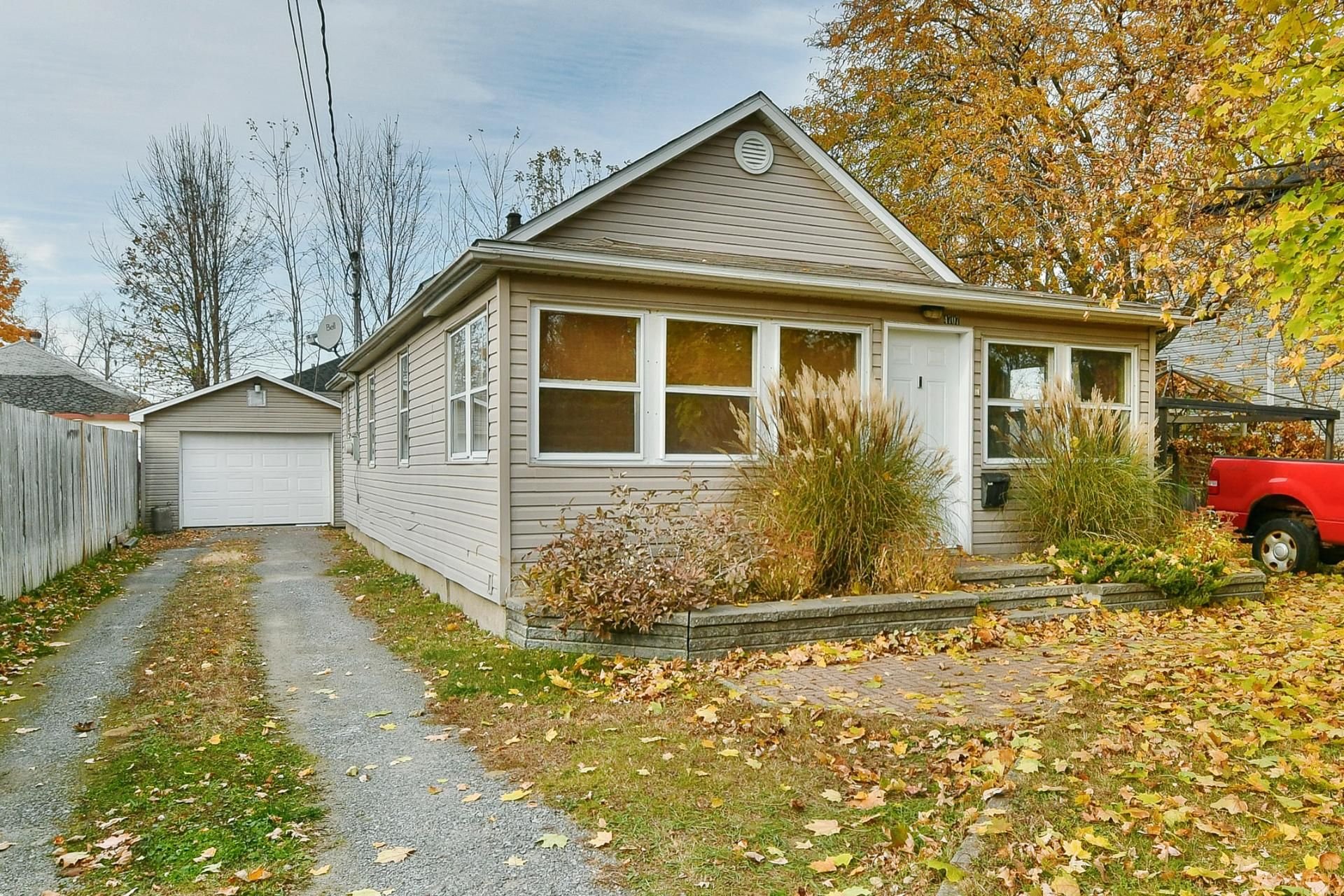 MLS: 24248615