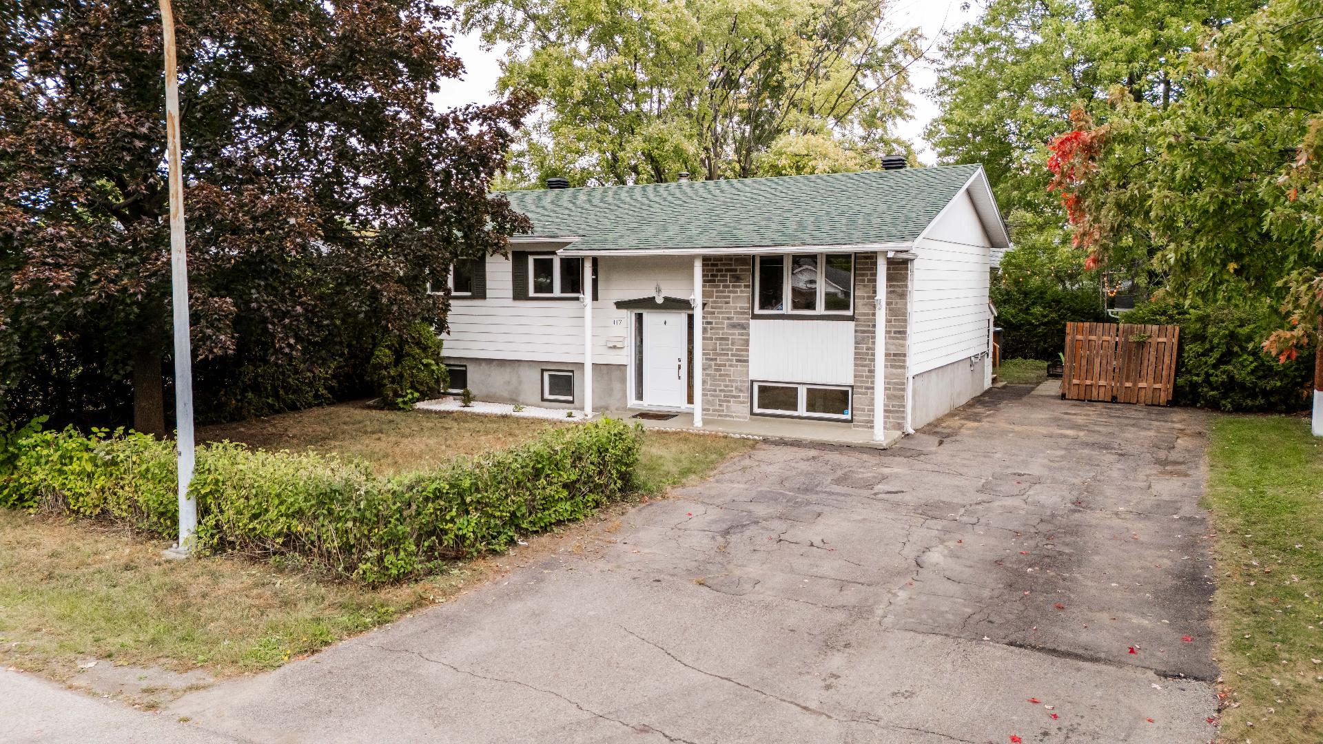 MLS: 14716001