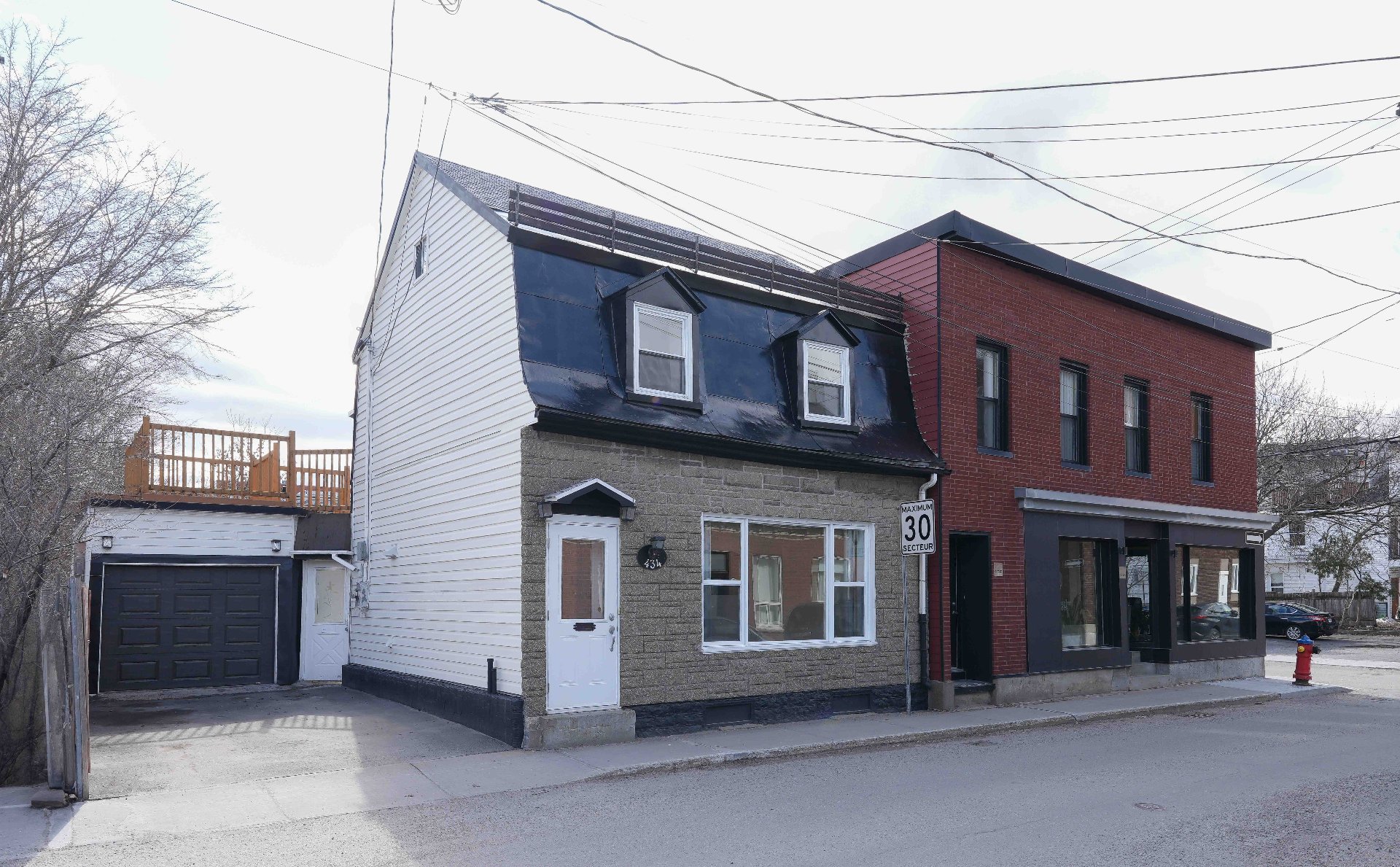 MLS: 18143940