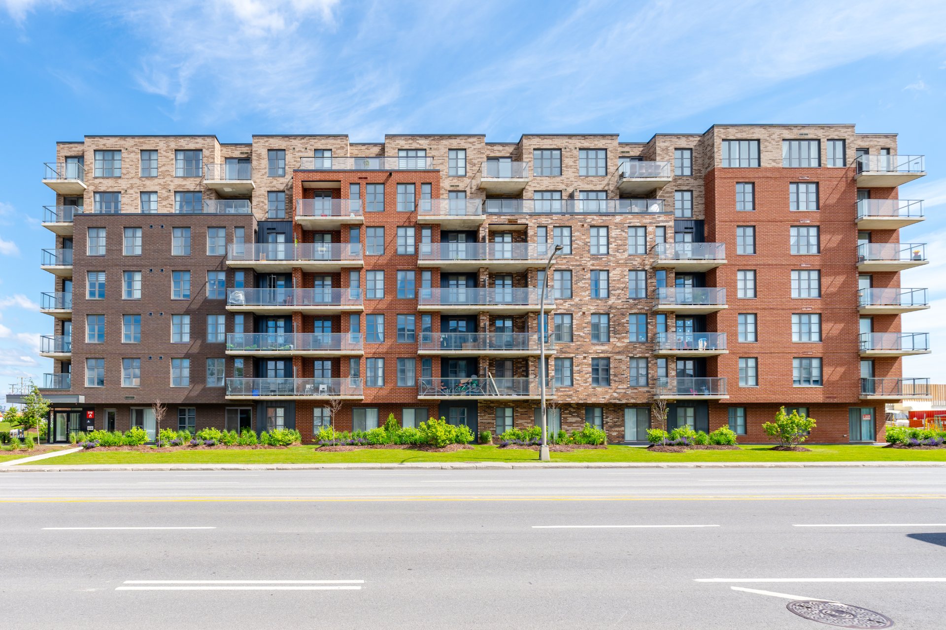 MLS: 24961864