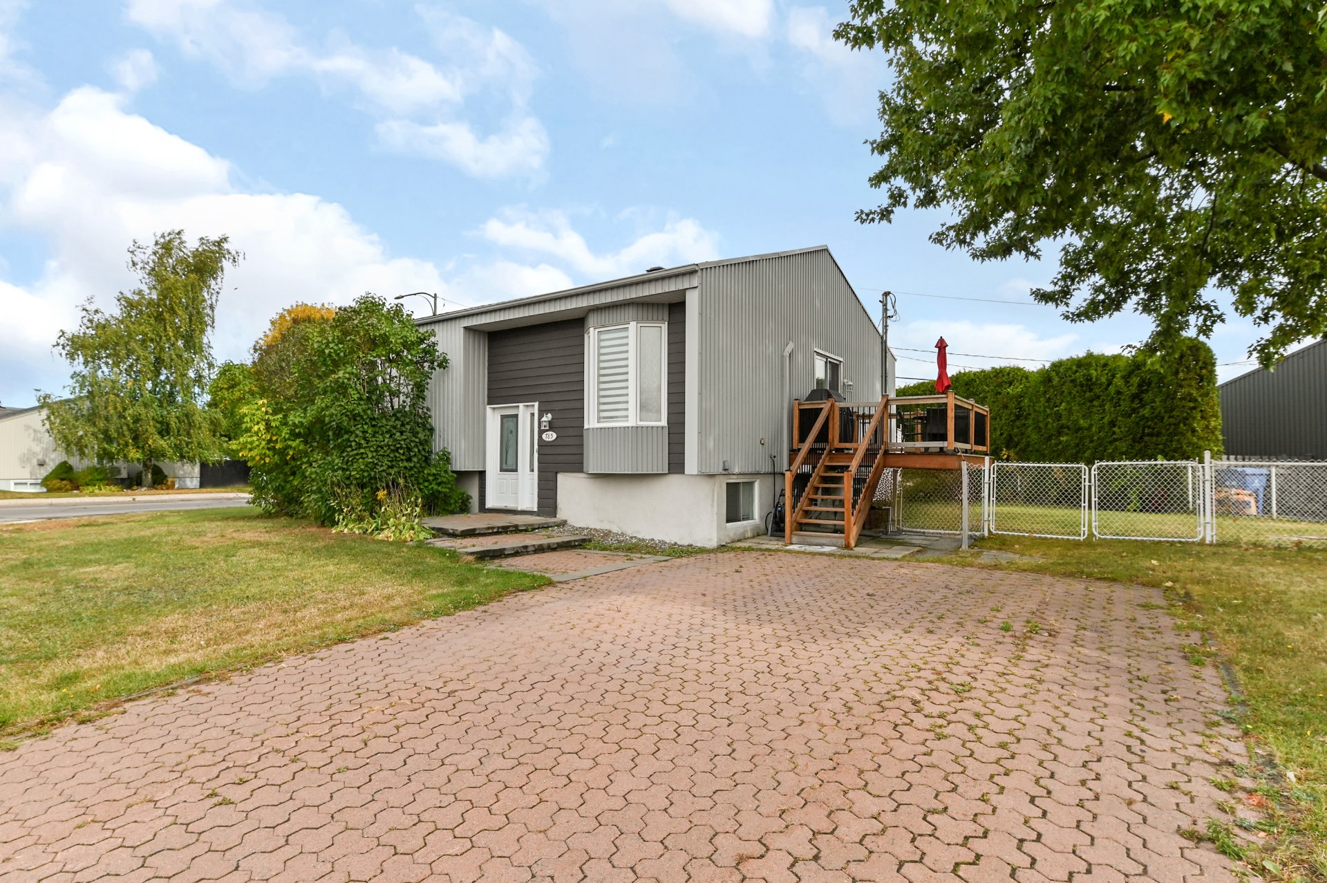 MLS: 15960506