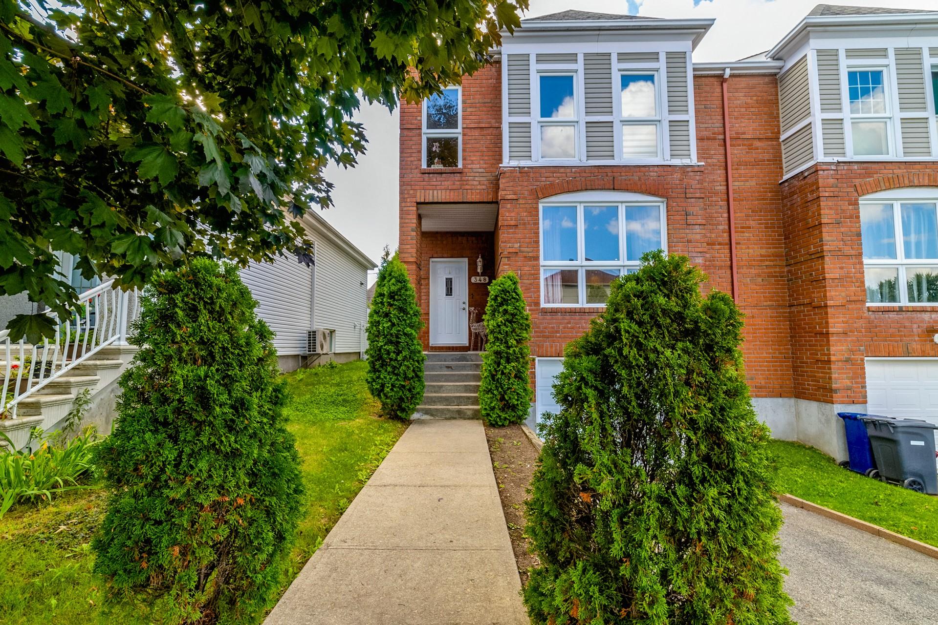 MLS: 21927753