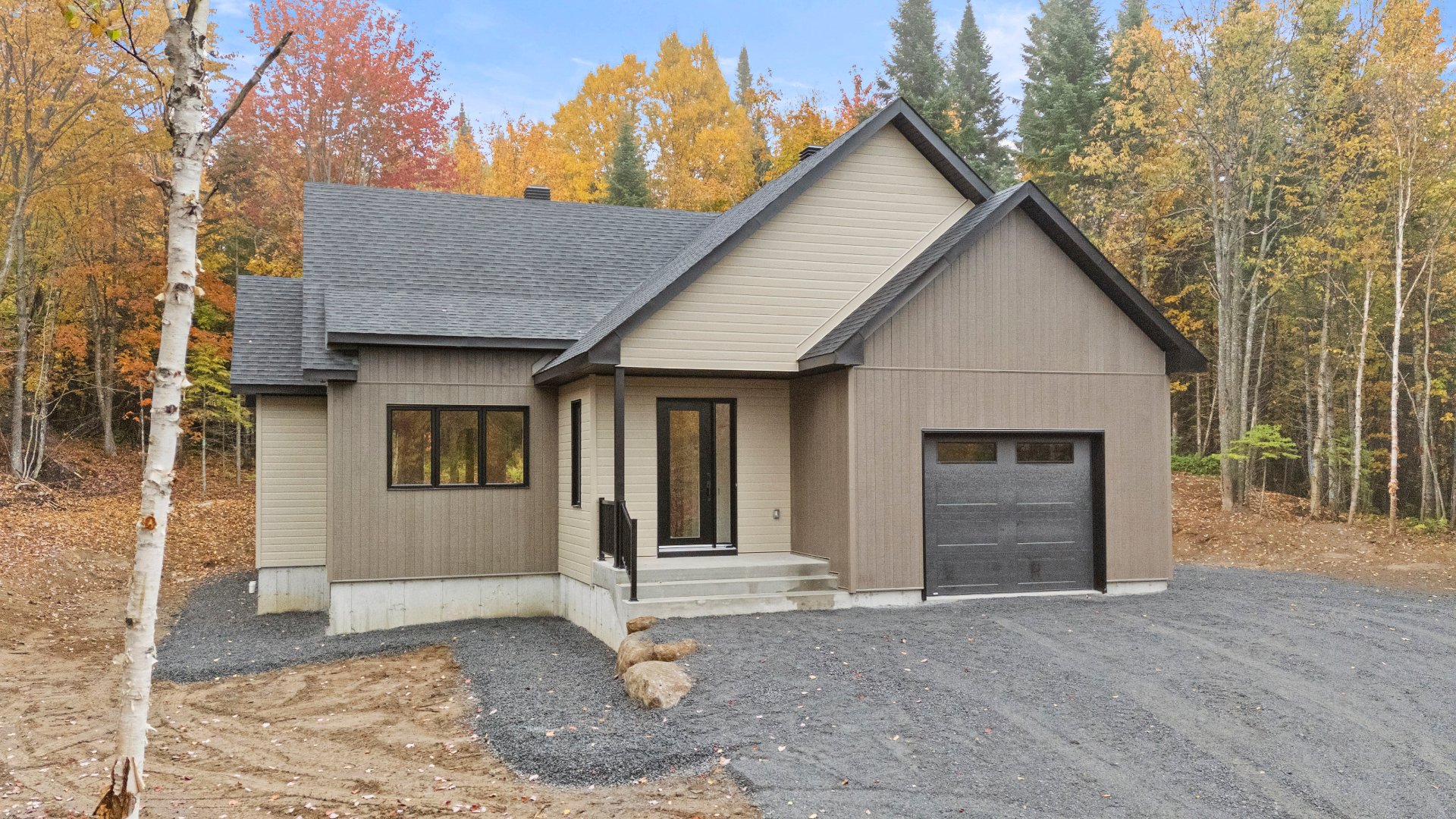 MLS: 16476338