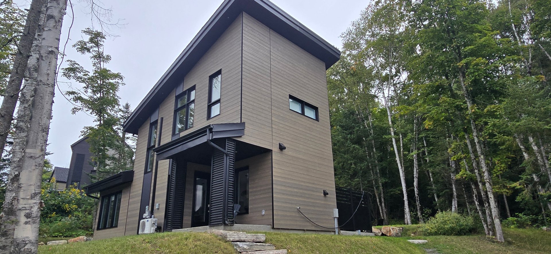 MLS: 26329503