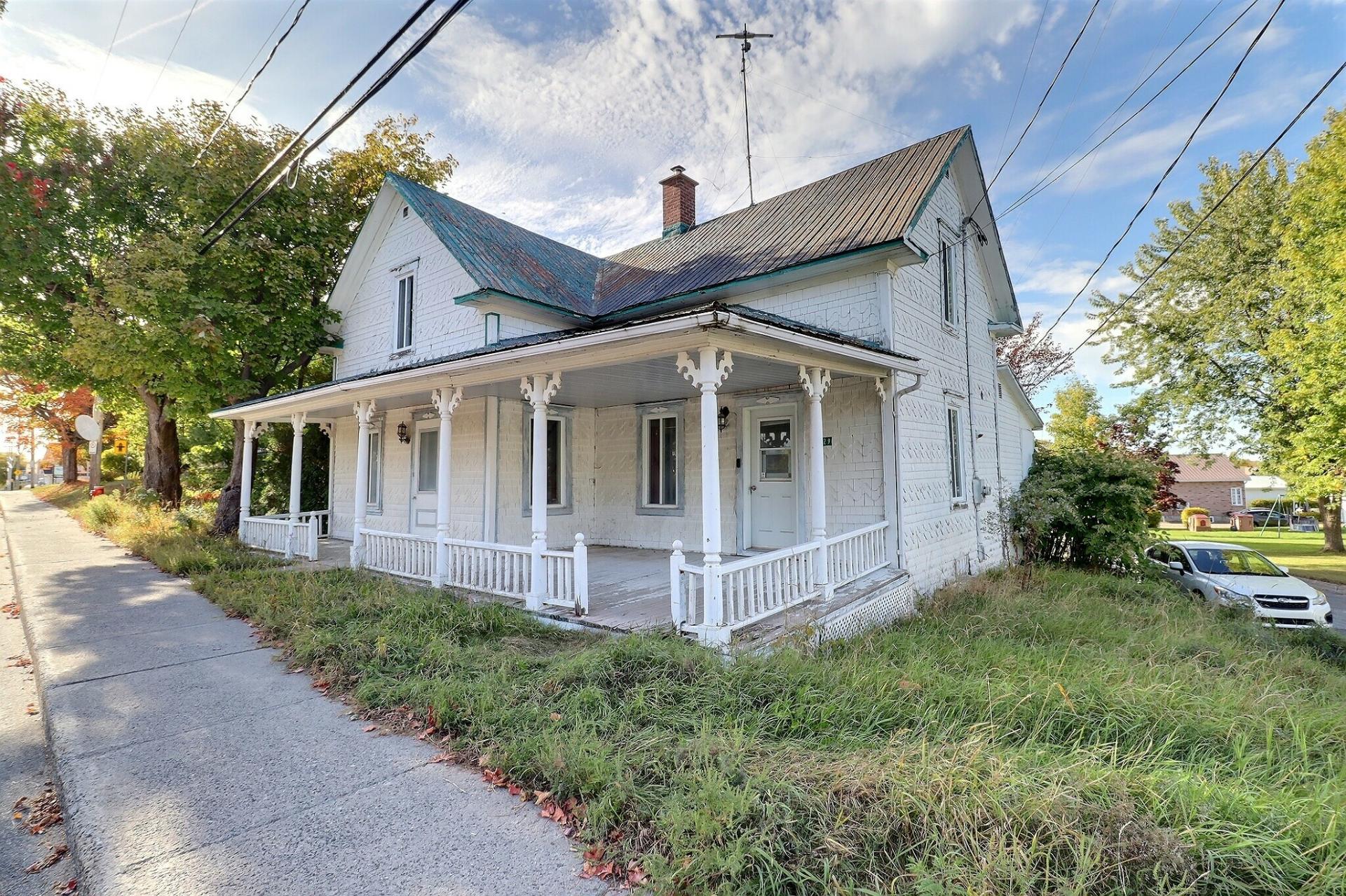 MLS: 19389775