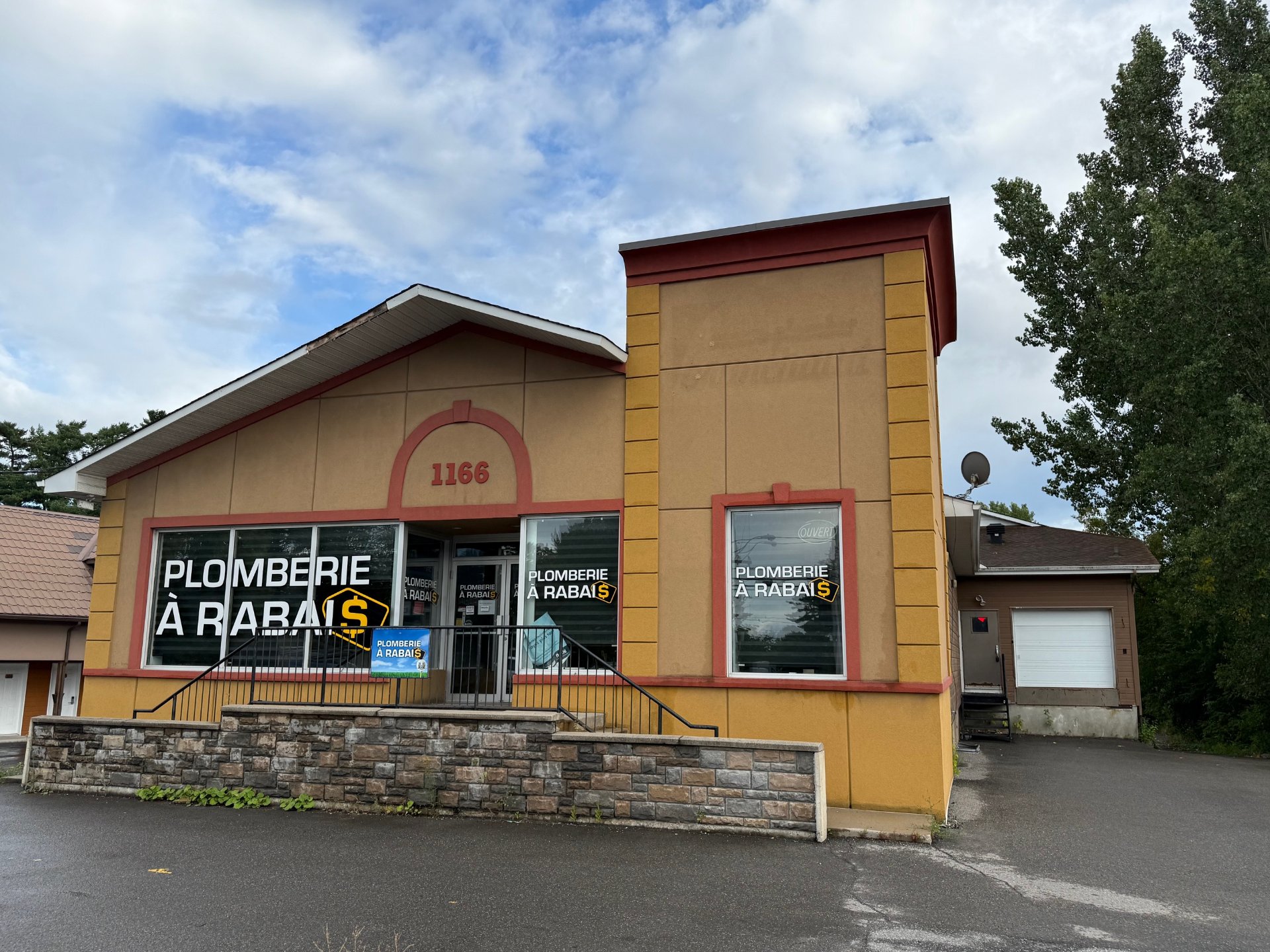 MLS: 24621305