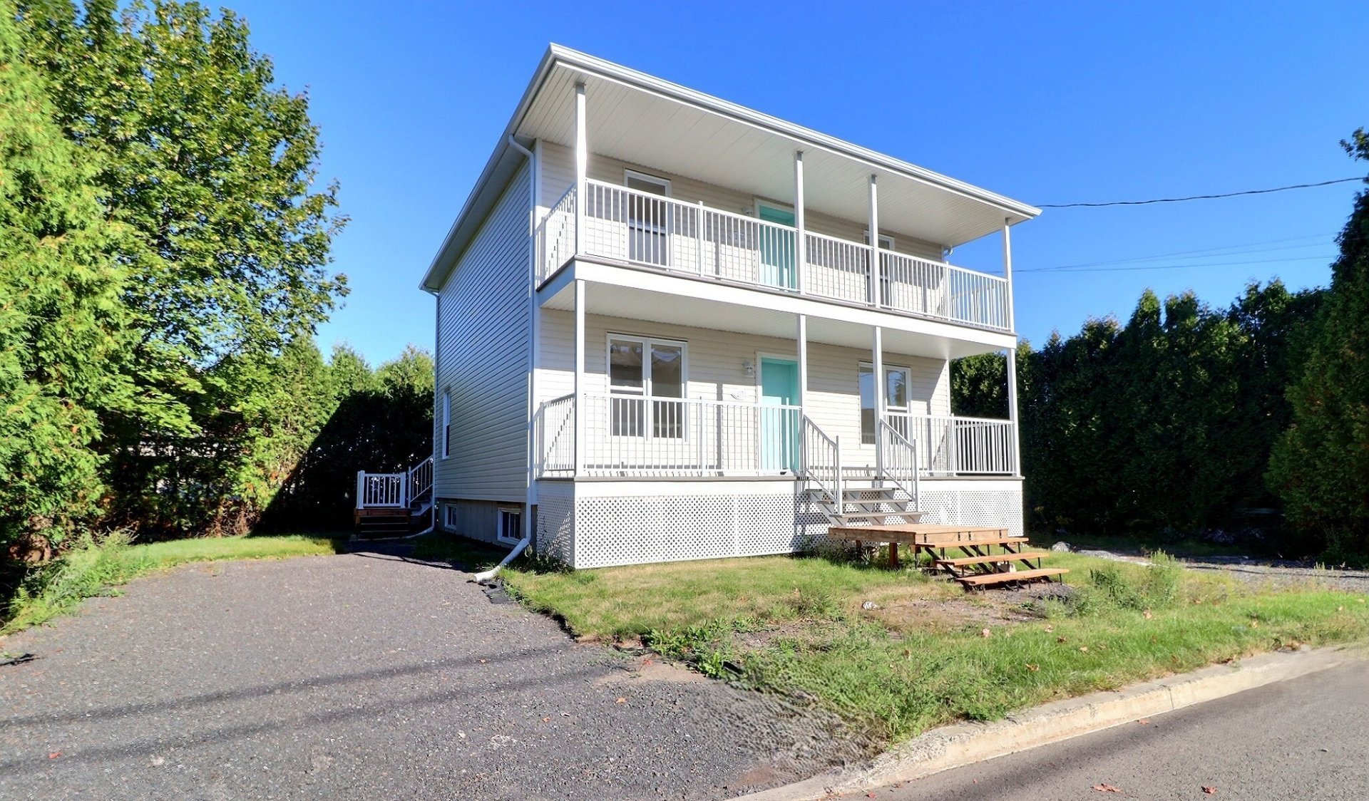 MLS: 18693053